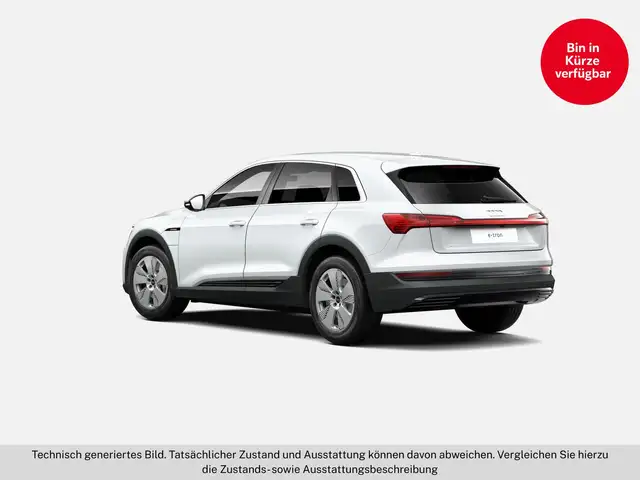 Audi E-Tron view 5
