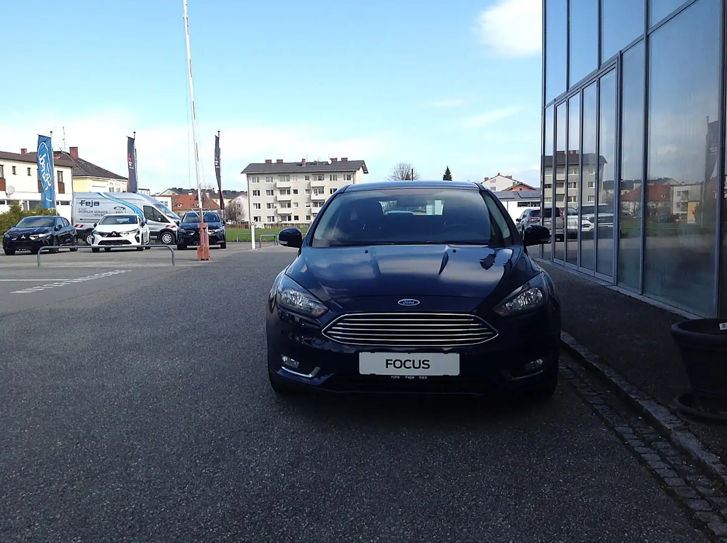Ford Focus 1,0 EcoBoost Titanium Blau - 2