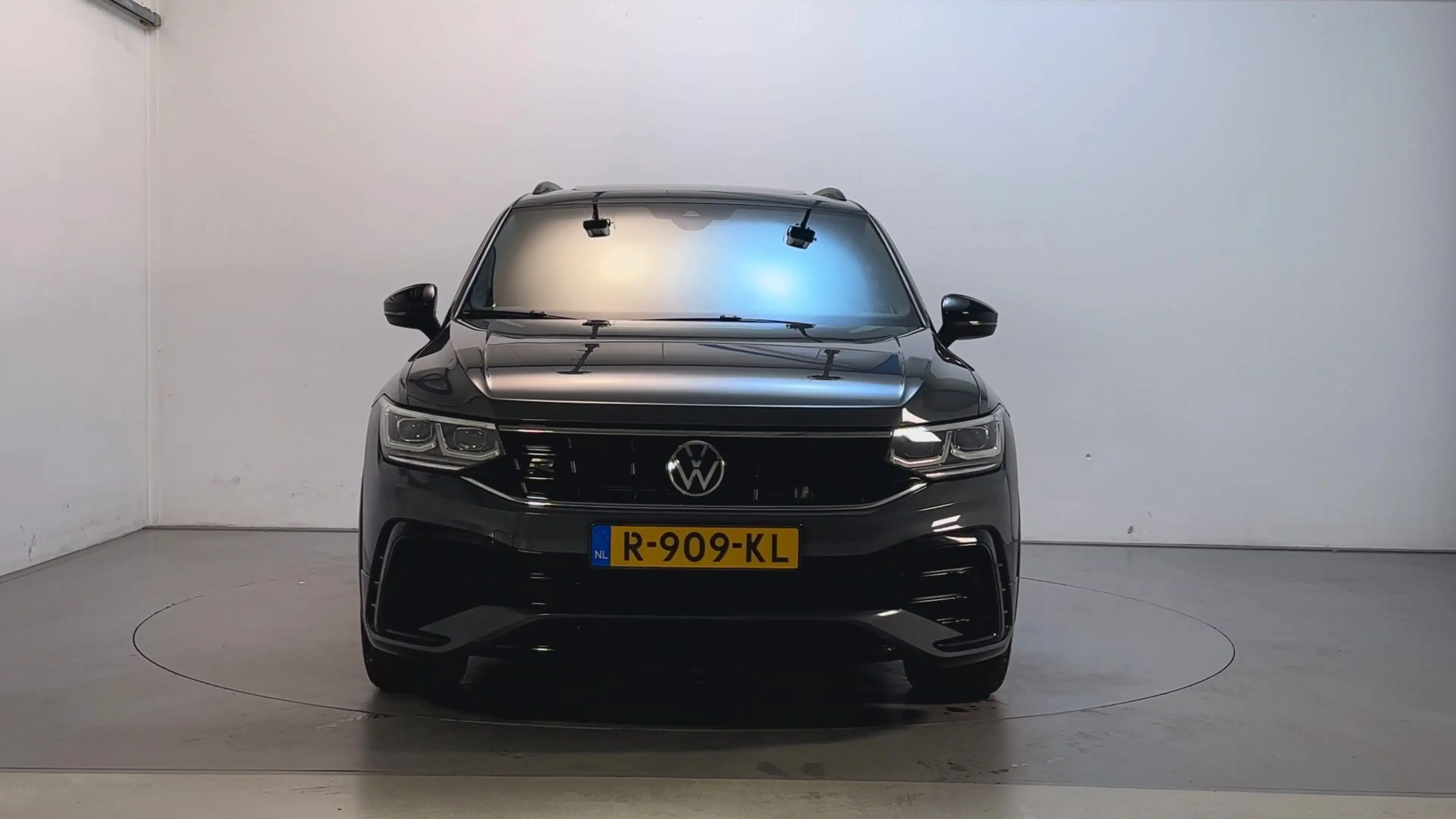 Volkswagen Tiguan 1.5 TSI 150pk DSG R-Line Panoramadak Alcantara App — photo 8