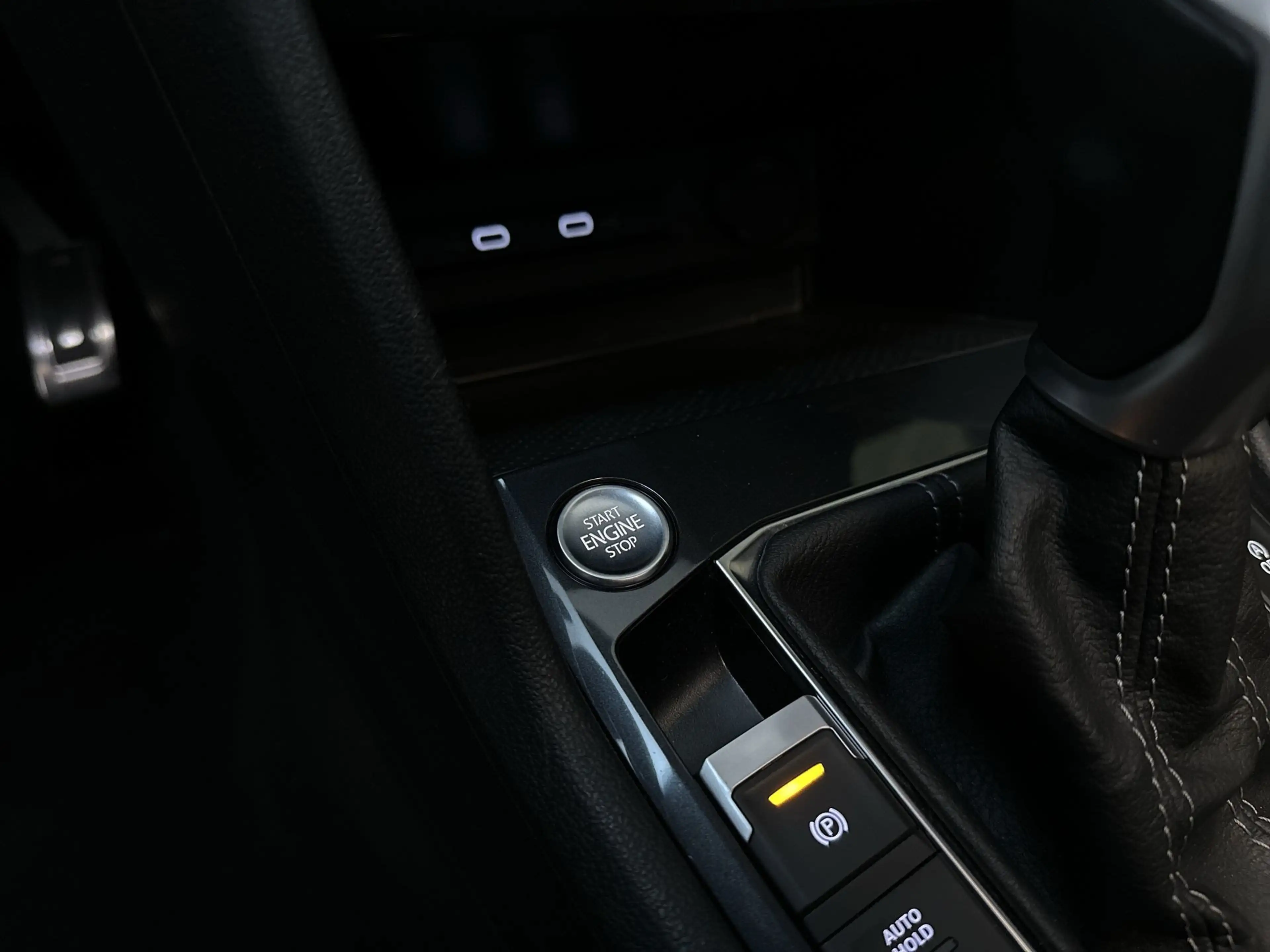 Volkswagen Tiguan 1.5 TSI 150pk DSG R-Line Panoramadak Alcantara App — photo 25