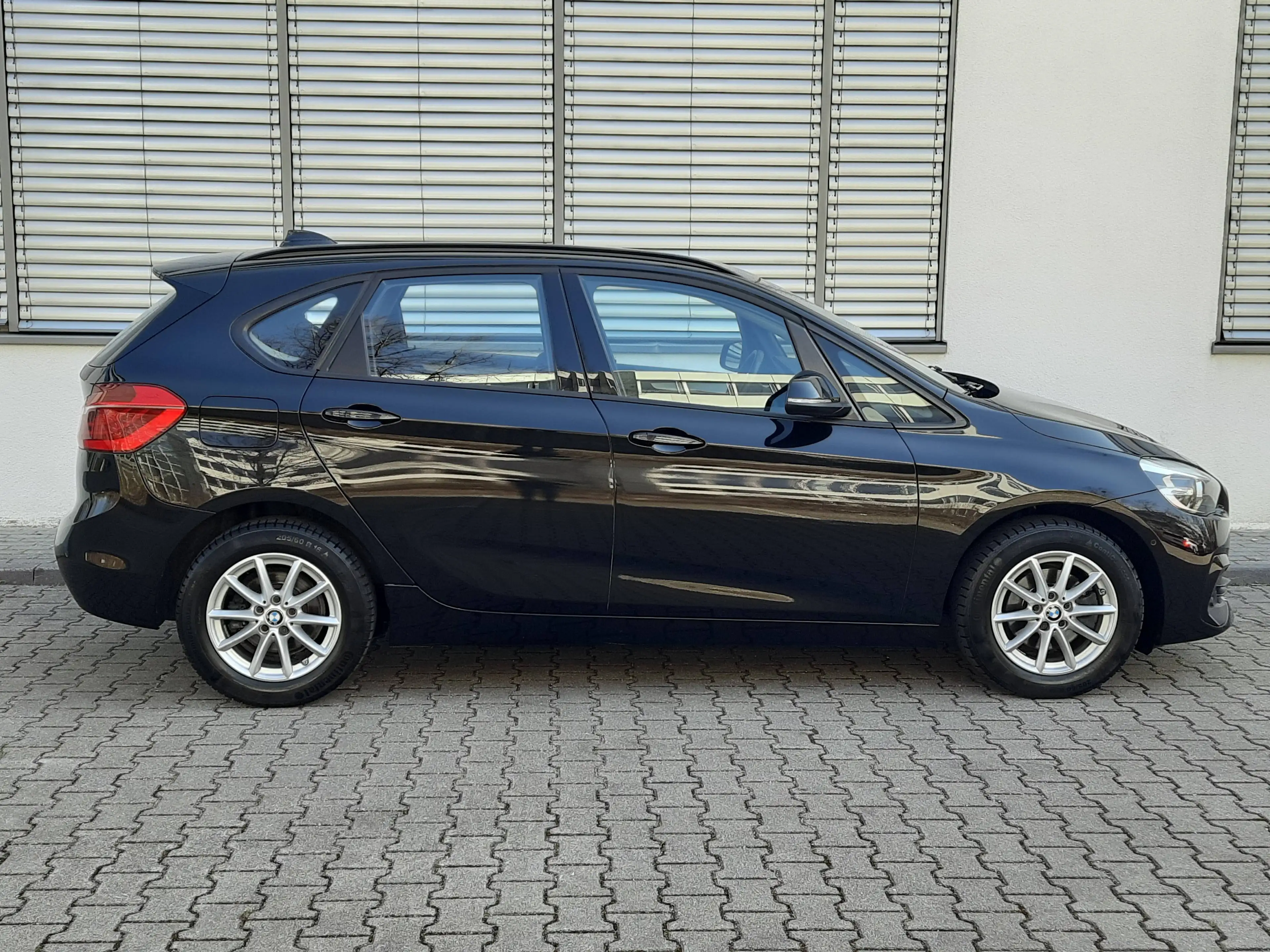 BMW 216 216 d Advantage Aut/PDC/Navi/EU6 — photo 5