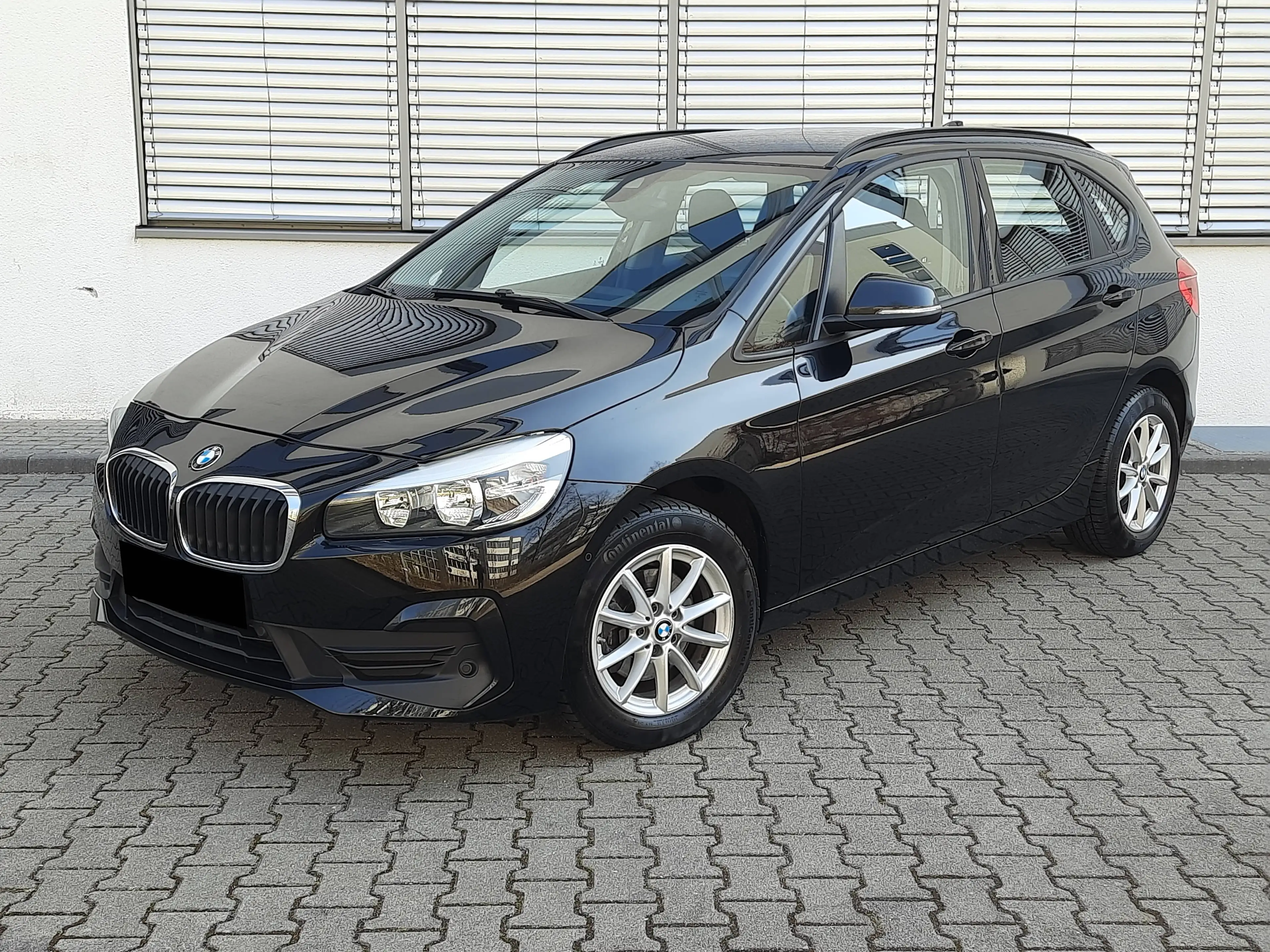 BMW 216 216 d Advantage Aut/PDC/Navi/EU6 — photo 2