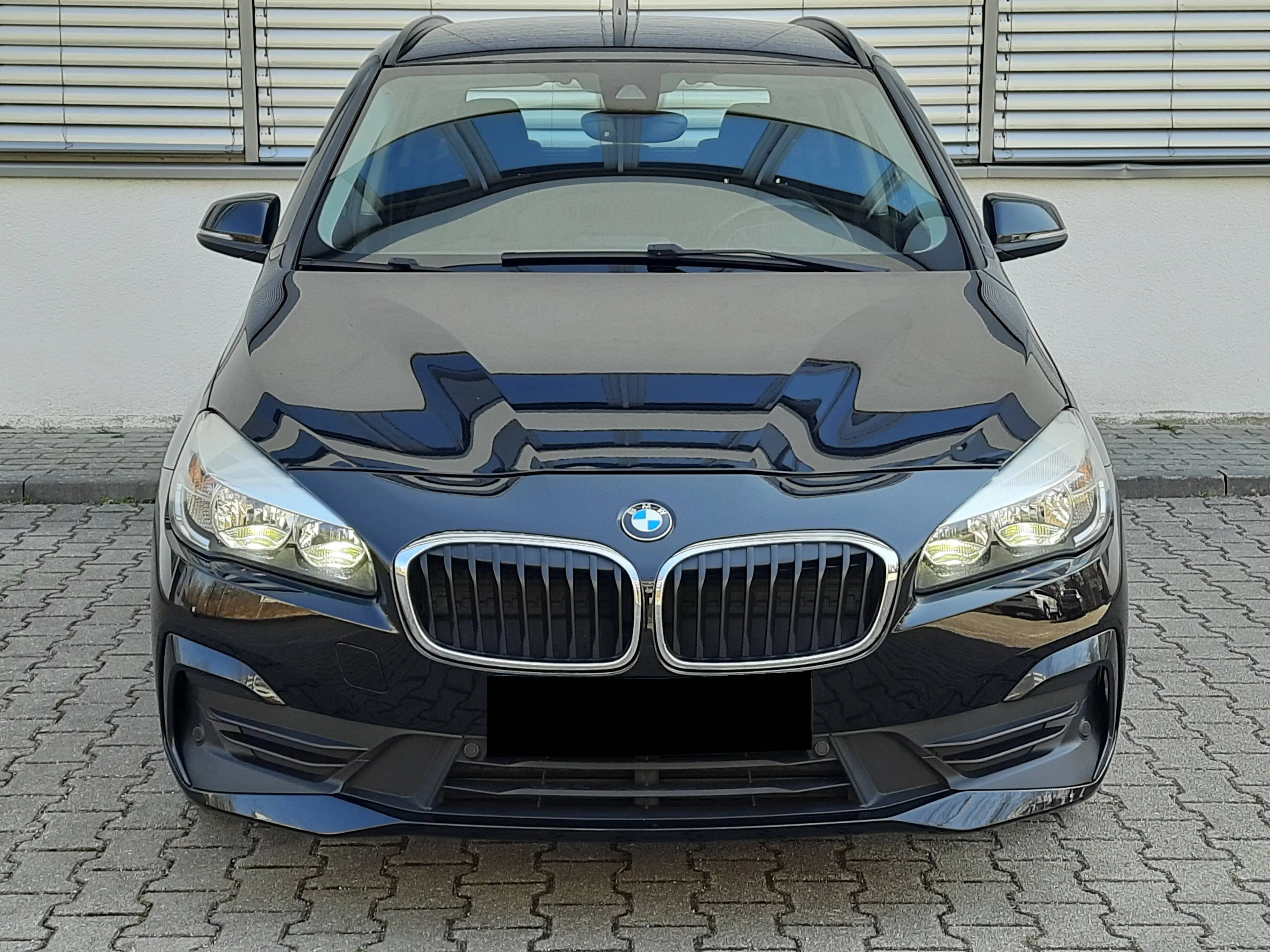 BMW 216 216 d Advantage Aut/PDC/Navi/EU6 — photo 3
