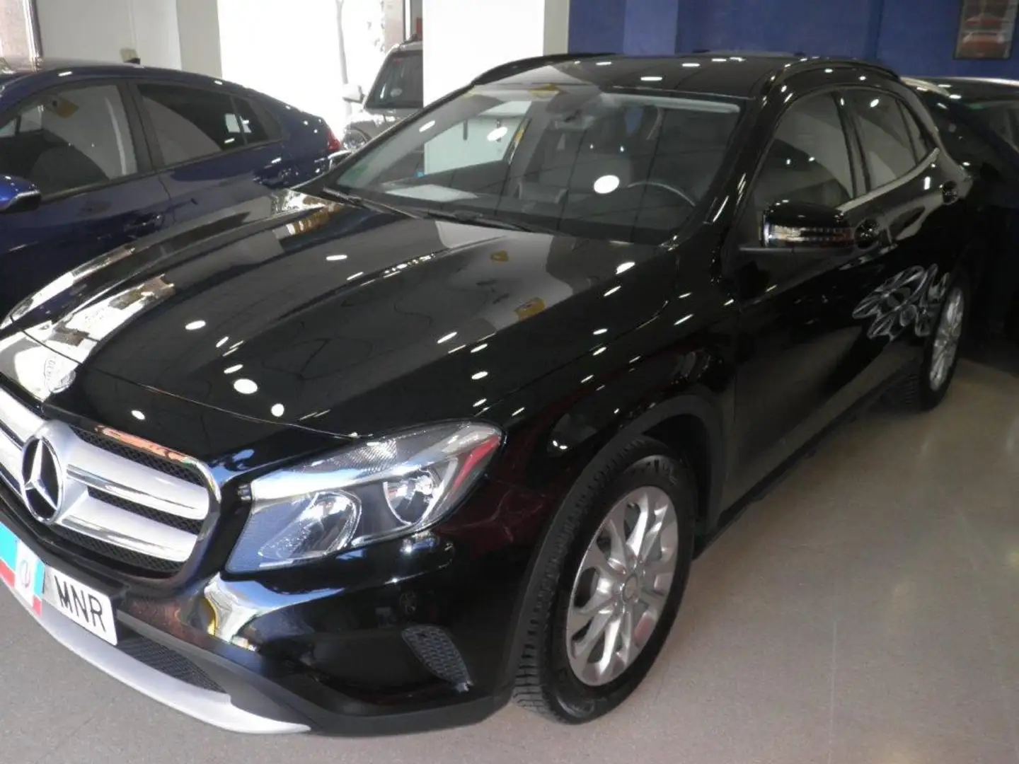 Mercedes-Benz GLA 200 Style Zwart - 1