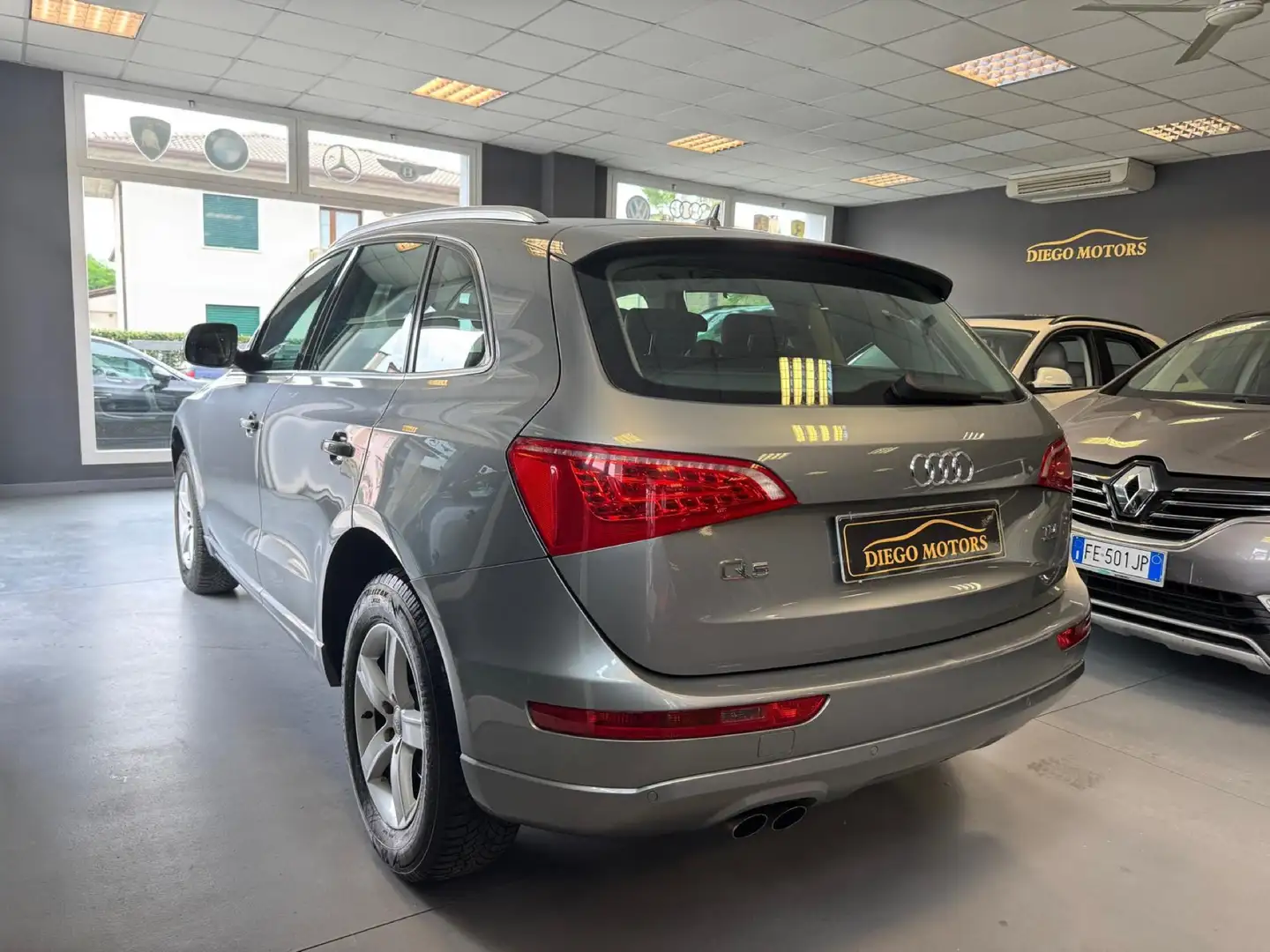 Audi Q5 2.0 tdi quattro 170cv s-tronic dpf Grigio - 2