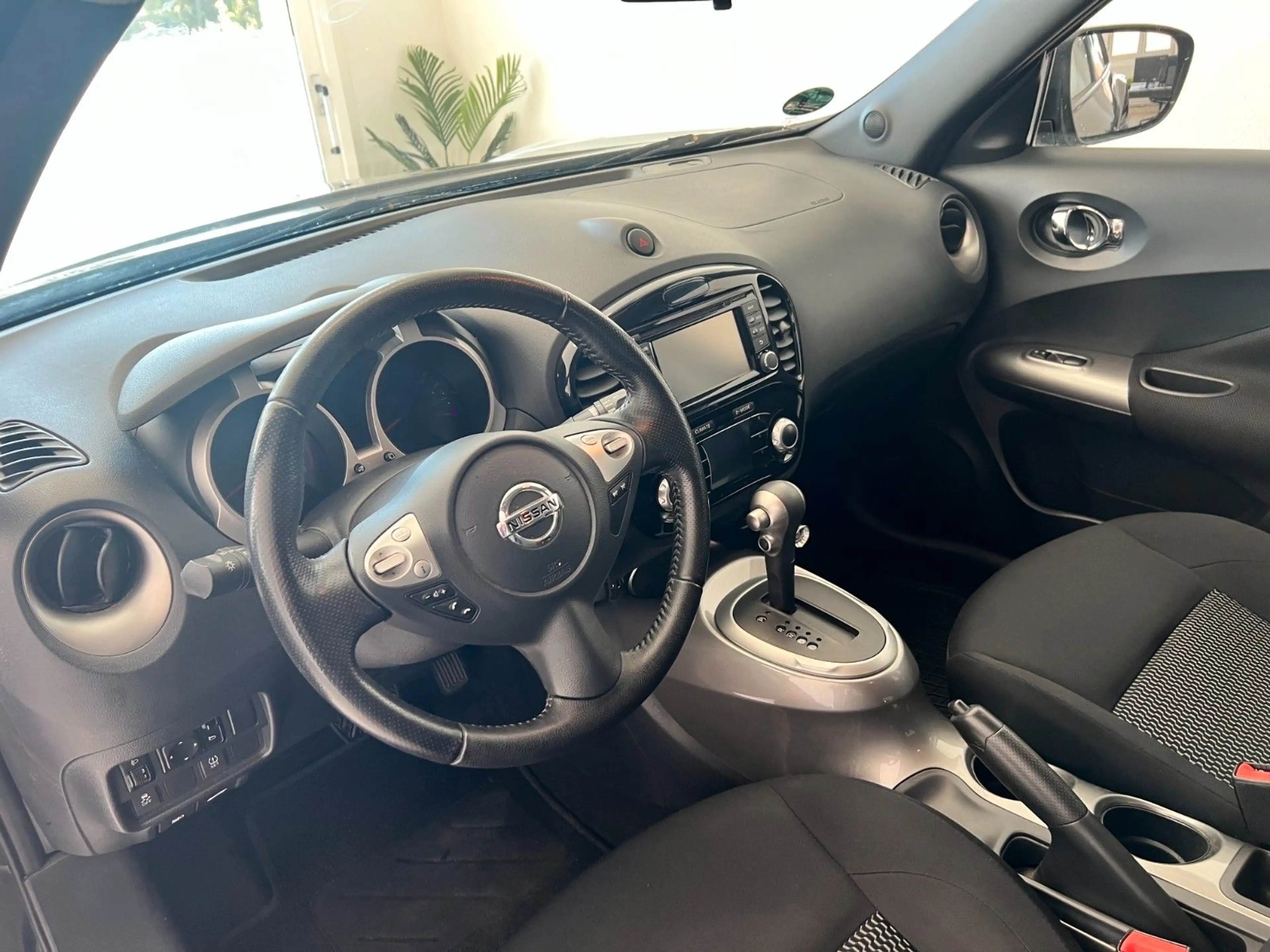 Nissan Juke Acenta*Nissan Connect* — photo 8