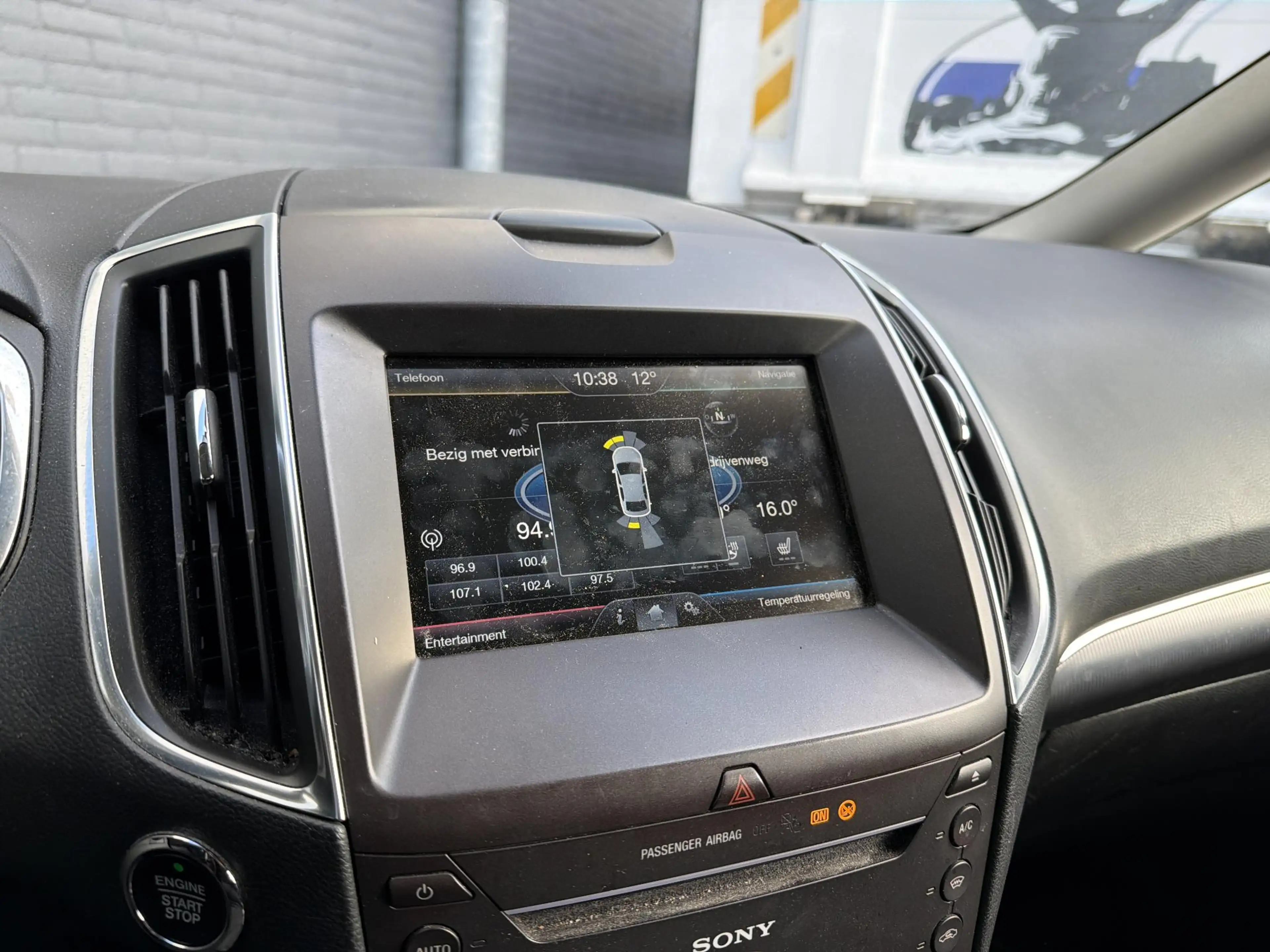 Ford Galaxy 1.5 Trend — photo 10