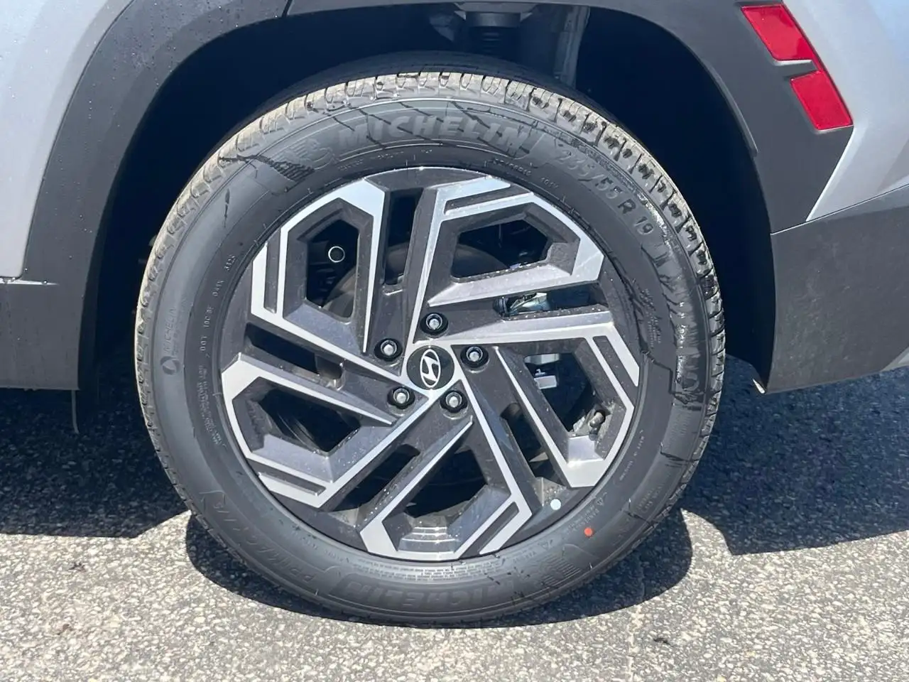 Hyundai TUCSON снимка Hyundai TUCSON