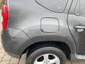Dacia Duster I Laureate 4x4 1.6*KLIMA*EURO5*TÜV05/2027 Schwarz - thumbnail 16