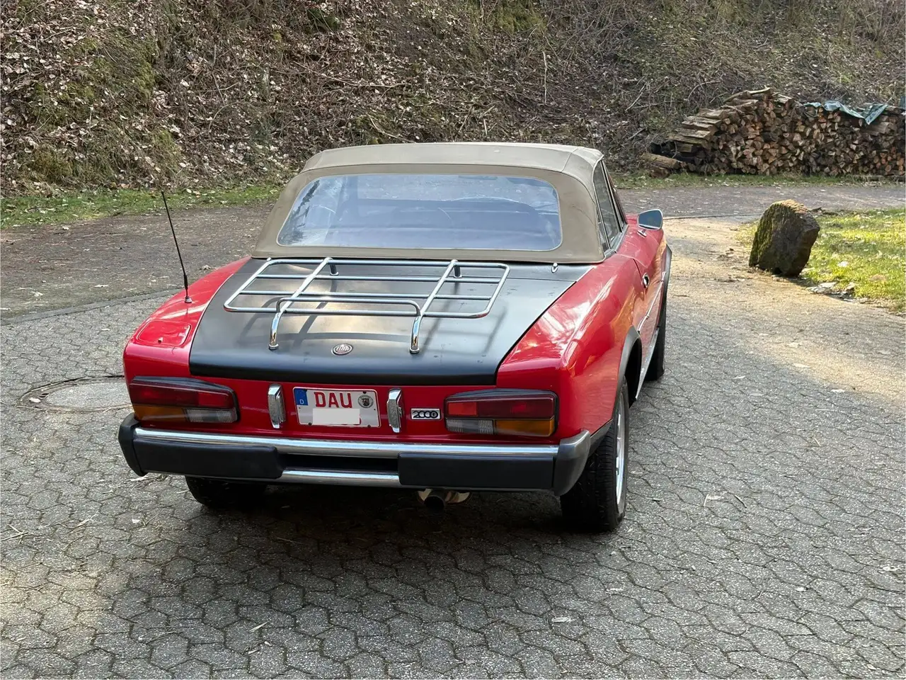 Fiat 124 Spider Cabrio, foto 6