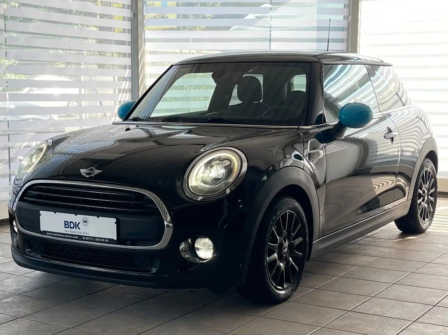 MINI One Mini 3-trg. One D Xenon Navi PDC v/h Schwarz - 1