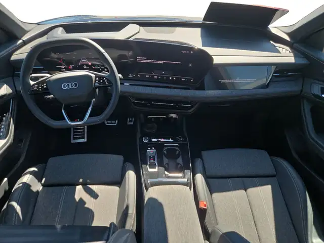 Audi Q6 e-tron view 8