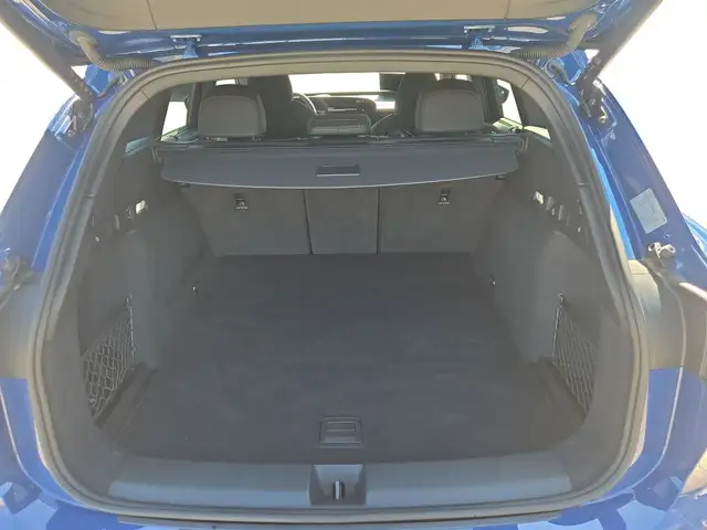 Audi Q6 e-tron view 14