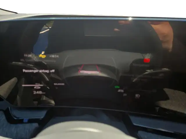 Audi Q6 e-tron view 9