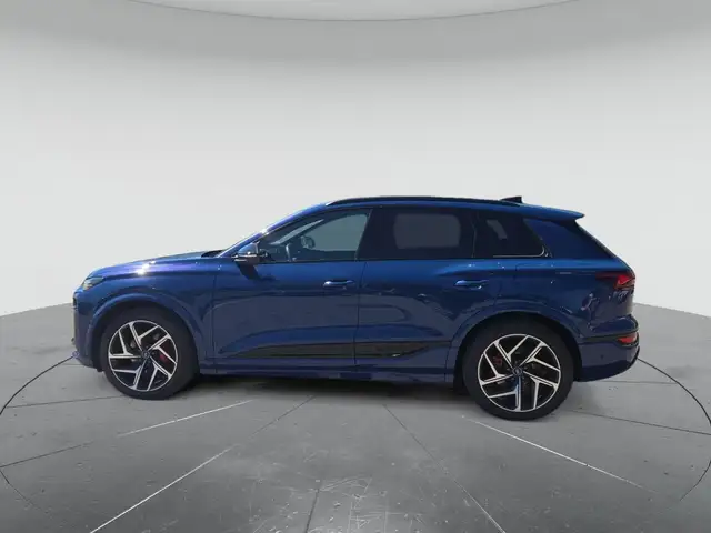 Audi Q6 e-tron view 6