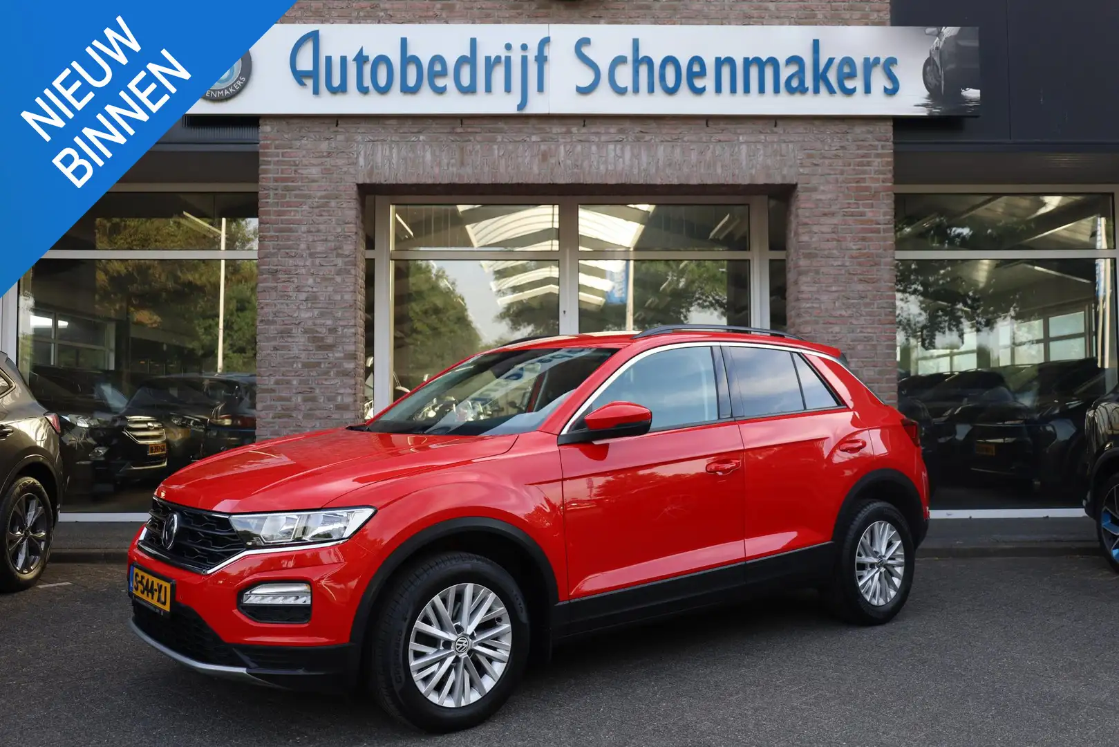 Volkswagen T-Roc 1.0 TSI Style Business CARPLAY ACC STOELVERW. LANE Rouge - 1