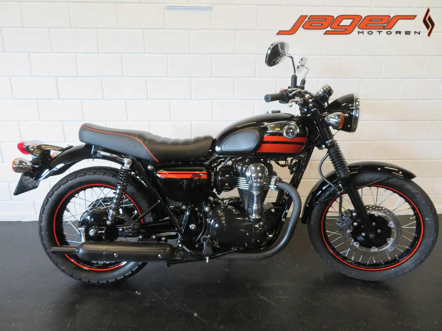 Kawasaki W 800 W800 SUPER GAAF! HISTORIE Rot - 1