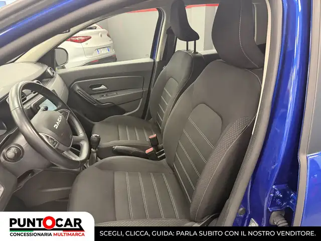 Dacia Duster view 9