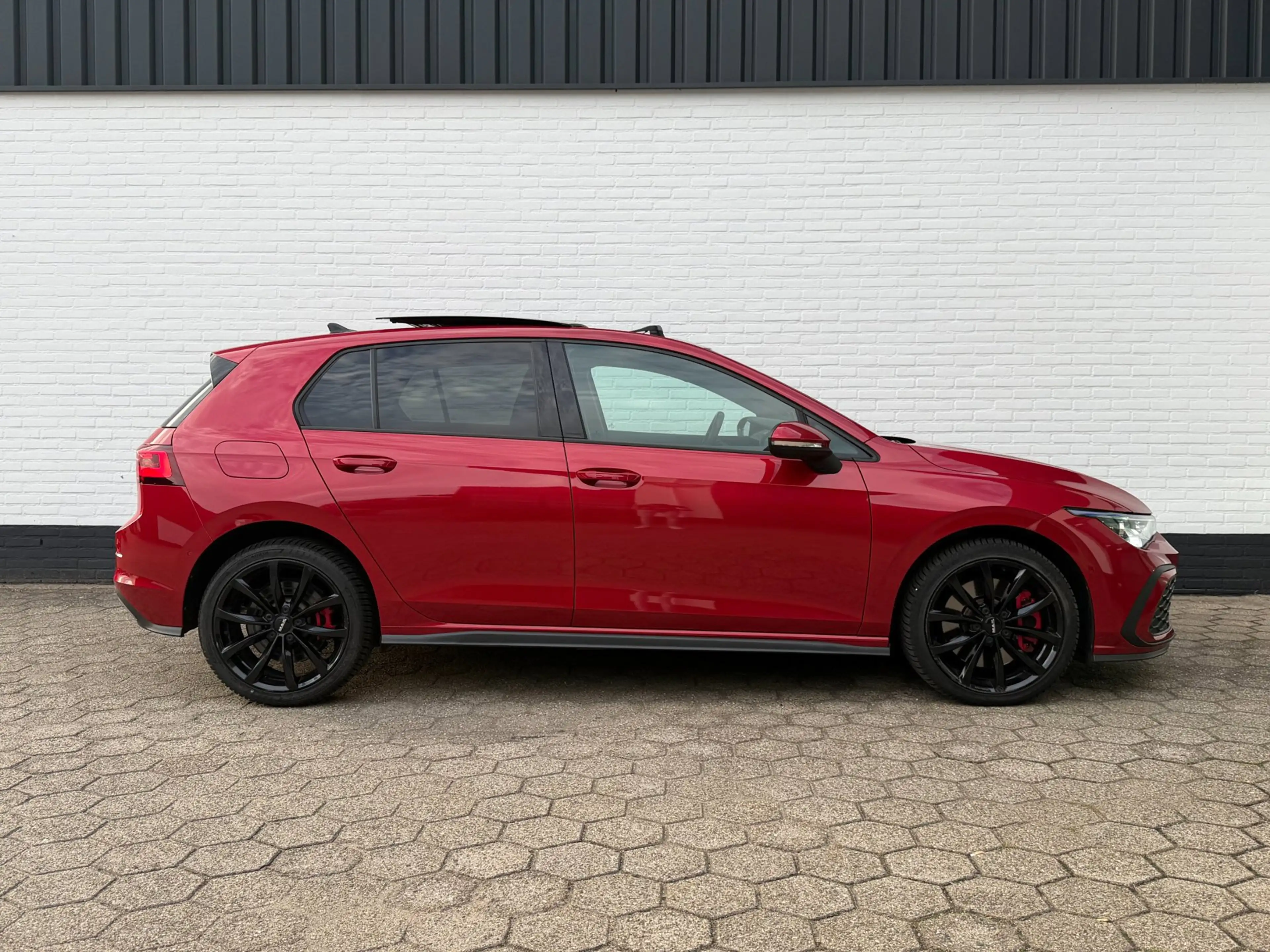 Volkswagen Golf GTE 1.4 eHybrid PANODAK l ACC l CAMERA l 18'' — photo 8