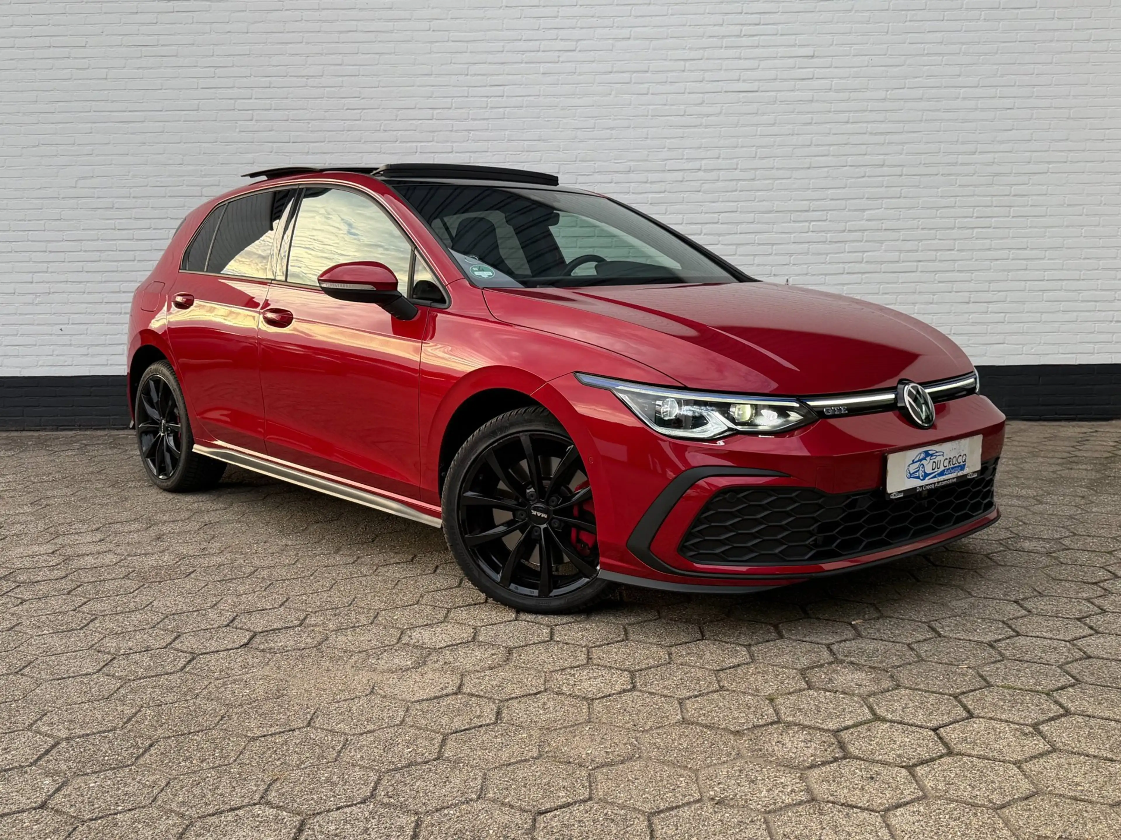 Volkswagen Golf GTE 1.4 eHybrid PANODAK l ACC l CAMERA l 18'' — photo 9