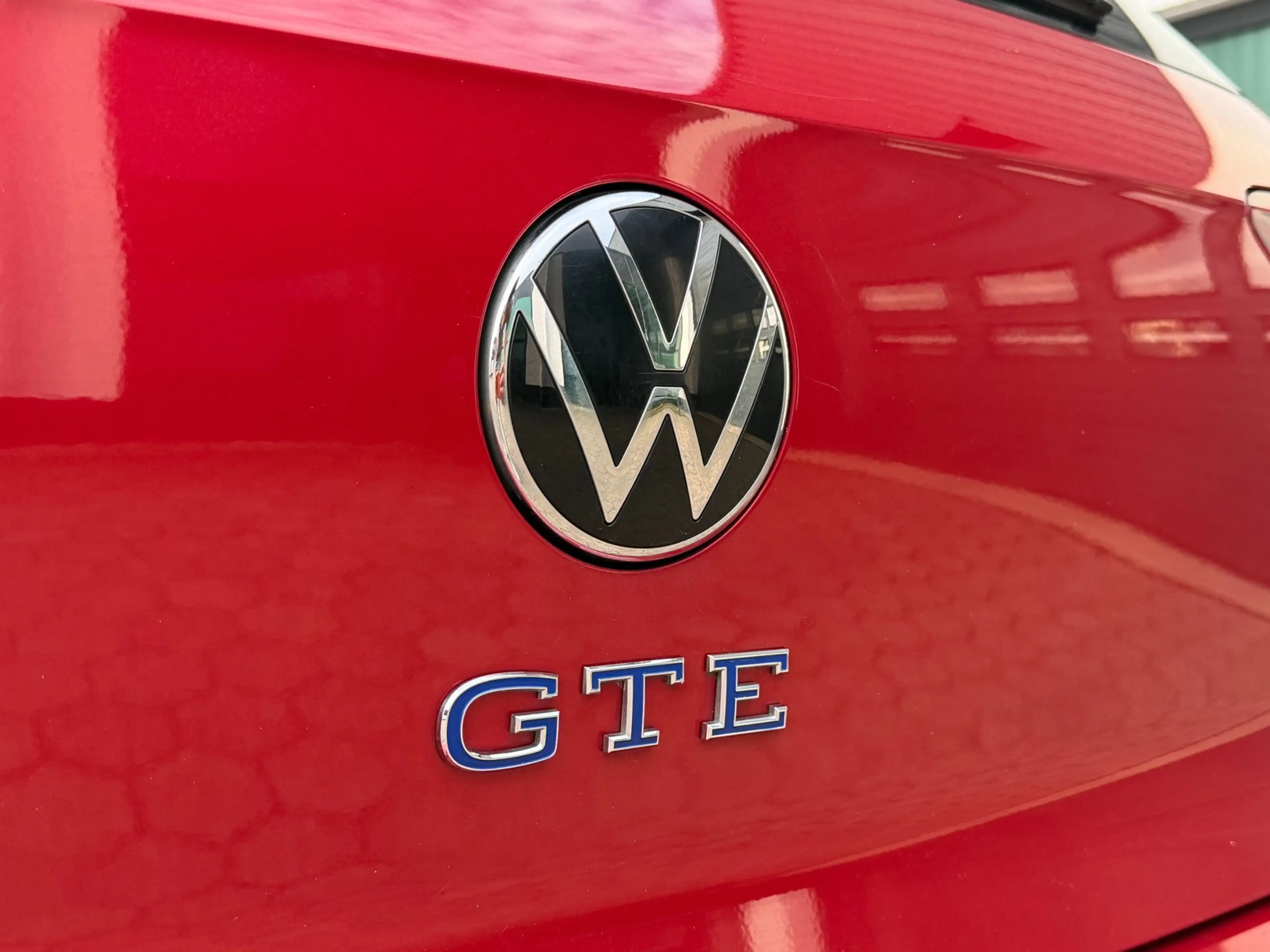 Volkswagen Golf GTE 1.4 eHybrid PANODAK l ACC l CAMERA l 18'' — photo 11
