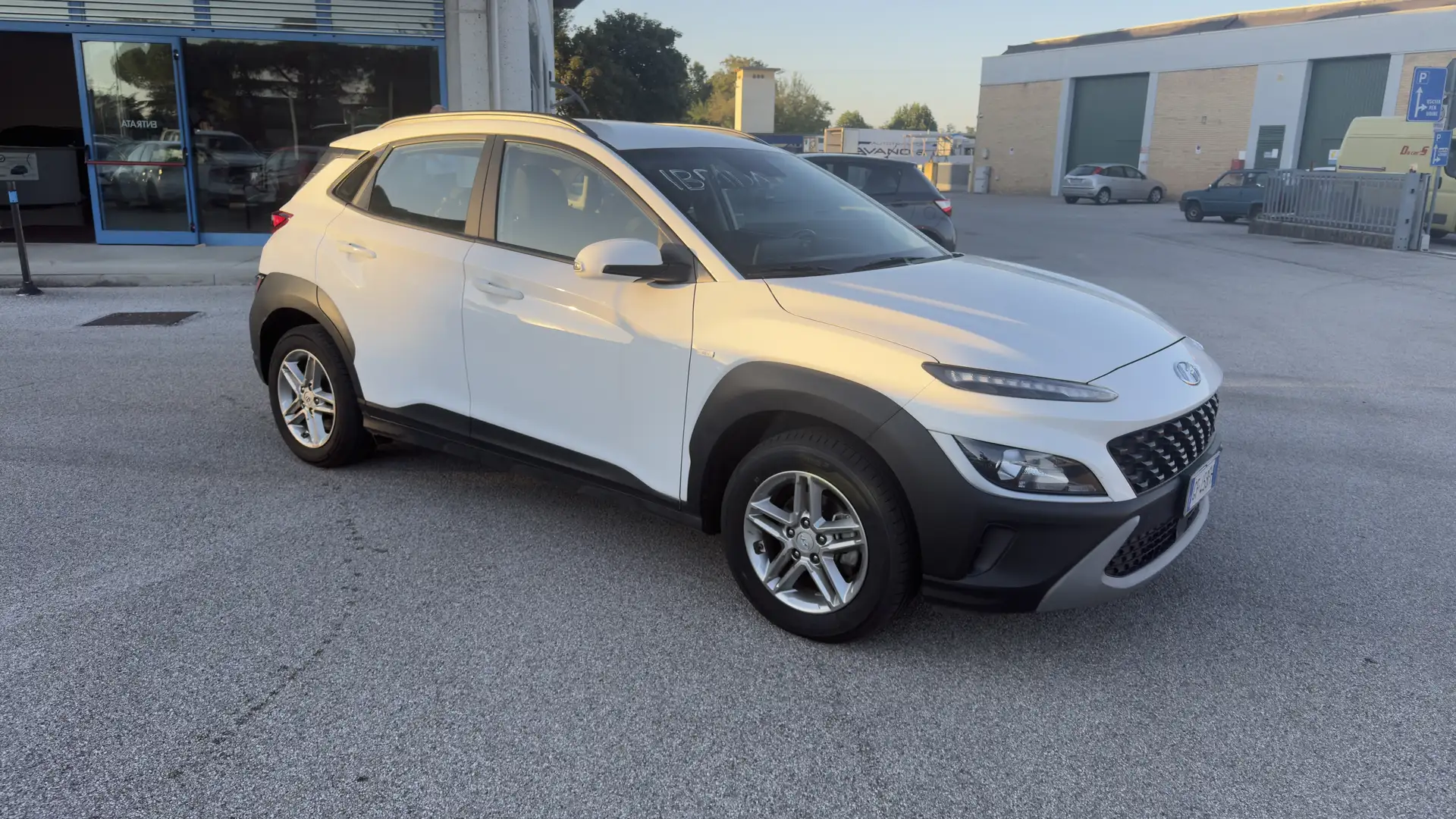 Hyundai KONA Kona I 2021 1.6 crdi 48V Xtech 2wd 136cv imt Bianco - 2