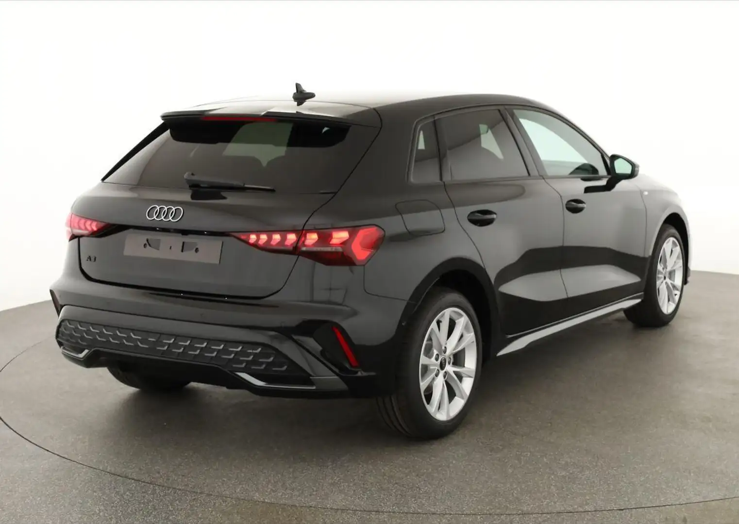 Audi A3 TFSI 110 kW S line Sportback 35 S-tronic S-LINE... Schwarz - 2