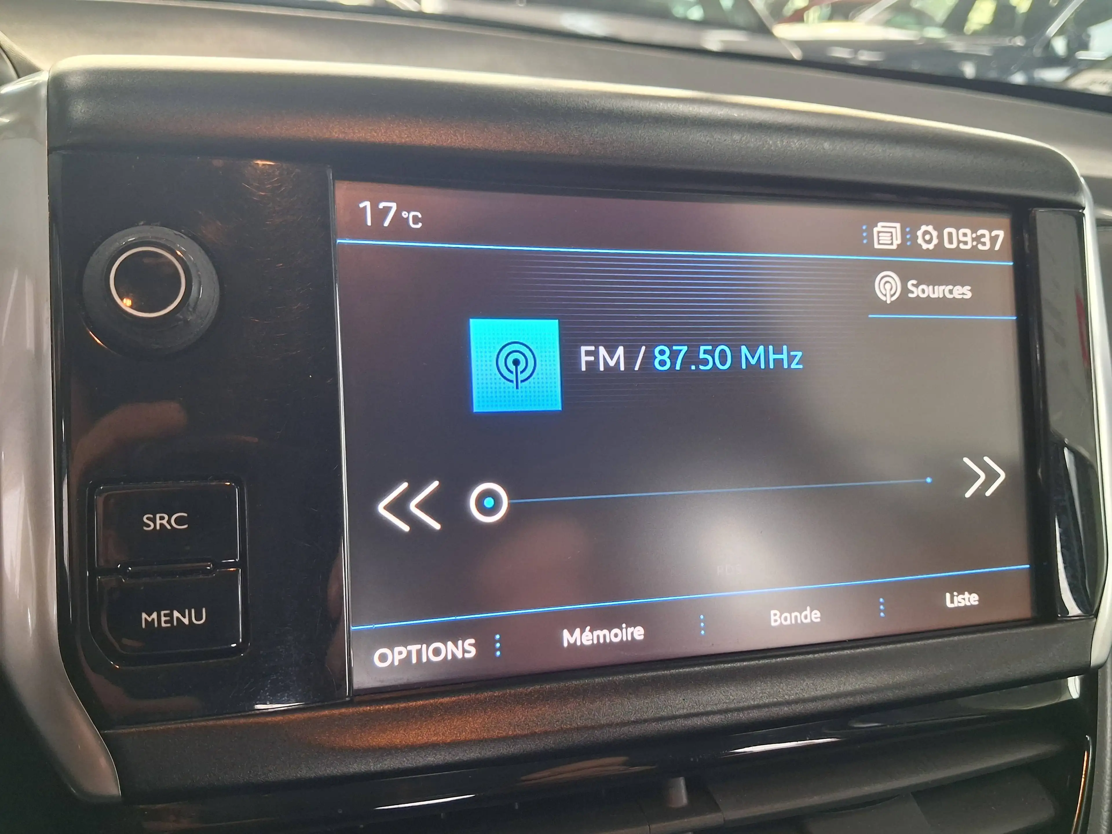 Peugeot 208 208 1.6 BlueHDi Active_CAMERA_BLUETOOTH_EURO6 — photo 15