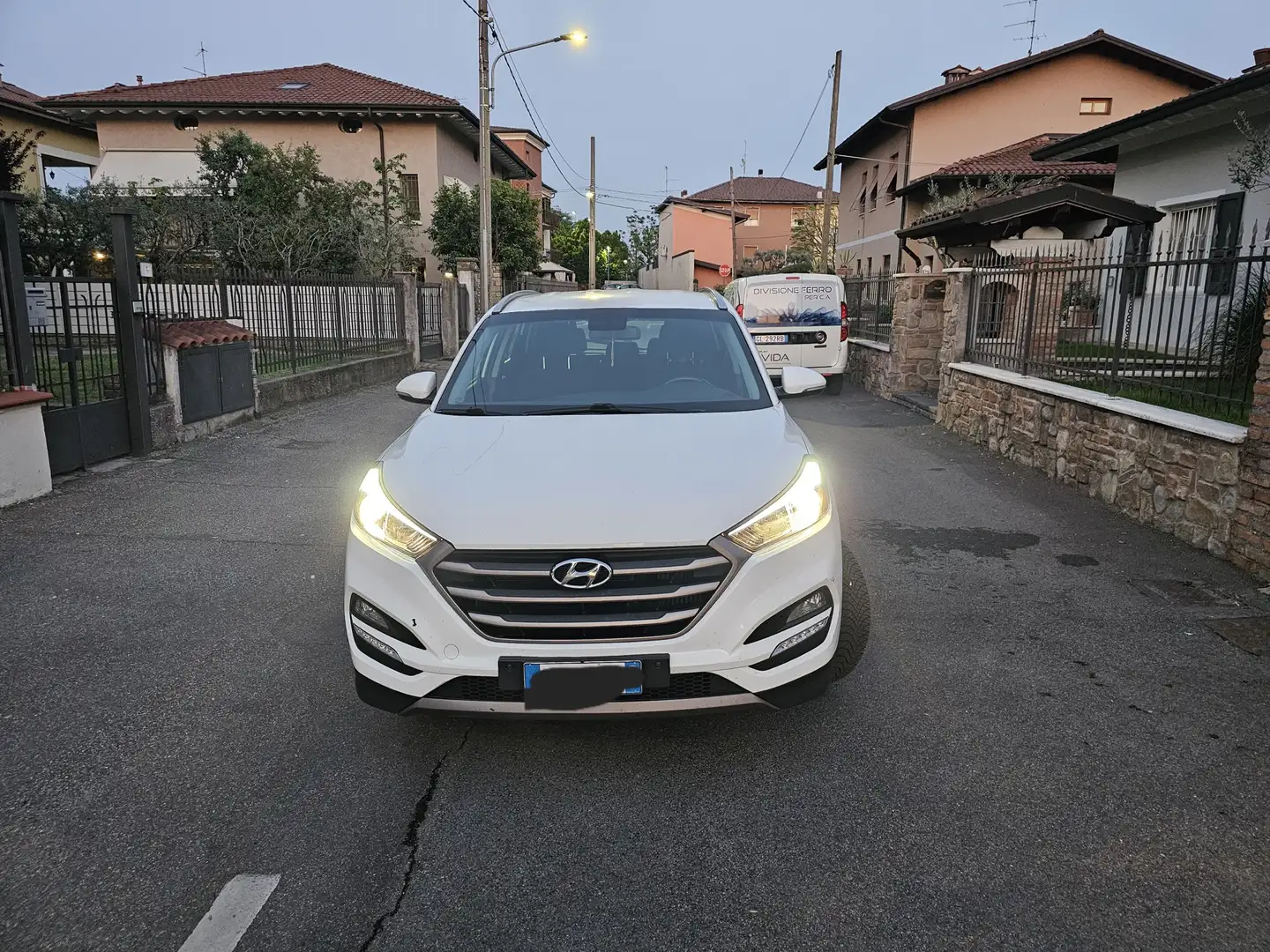 Hyundai TUCSON 1.7 crdi Comfort Plus Pack 2wd 115cv - 1