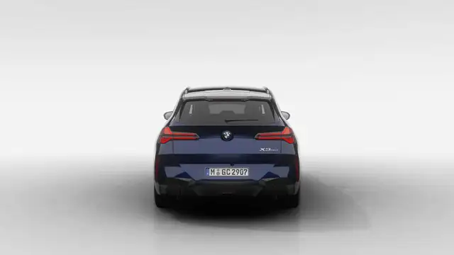 BMW X3 view 5