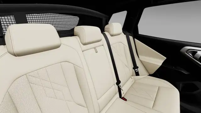 BMW X3 view 12
