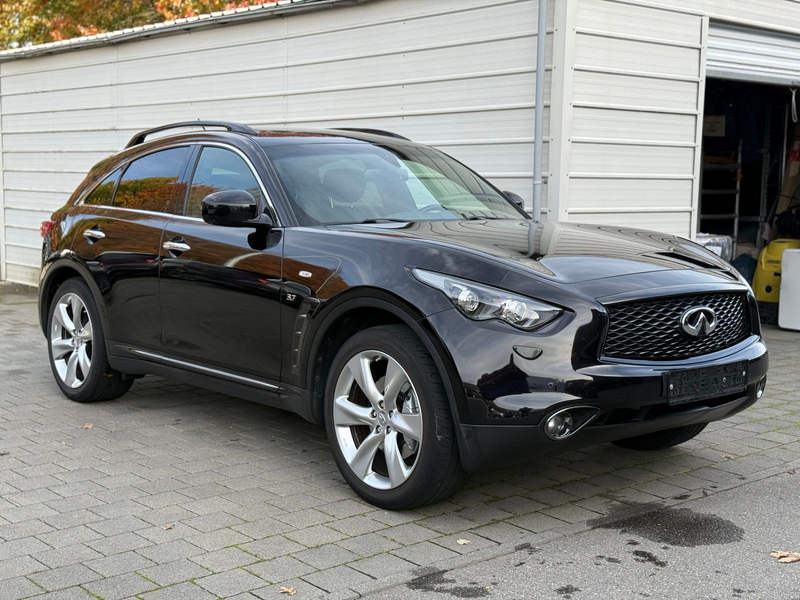 Infiniti QX70 3.7 V6 Navi*SHZ*AHK — photo 2