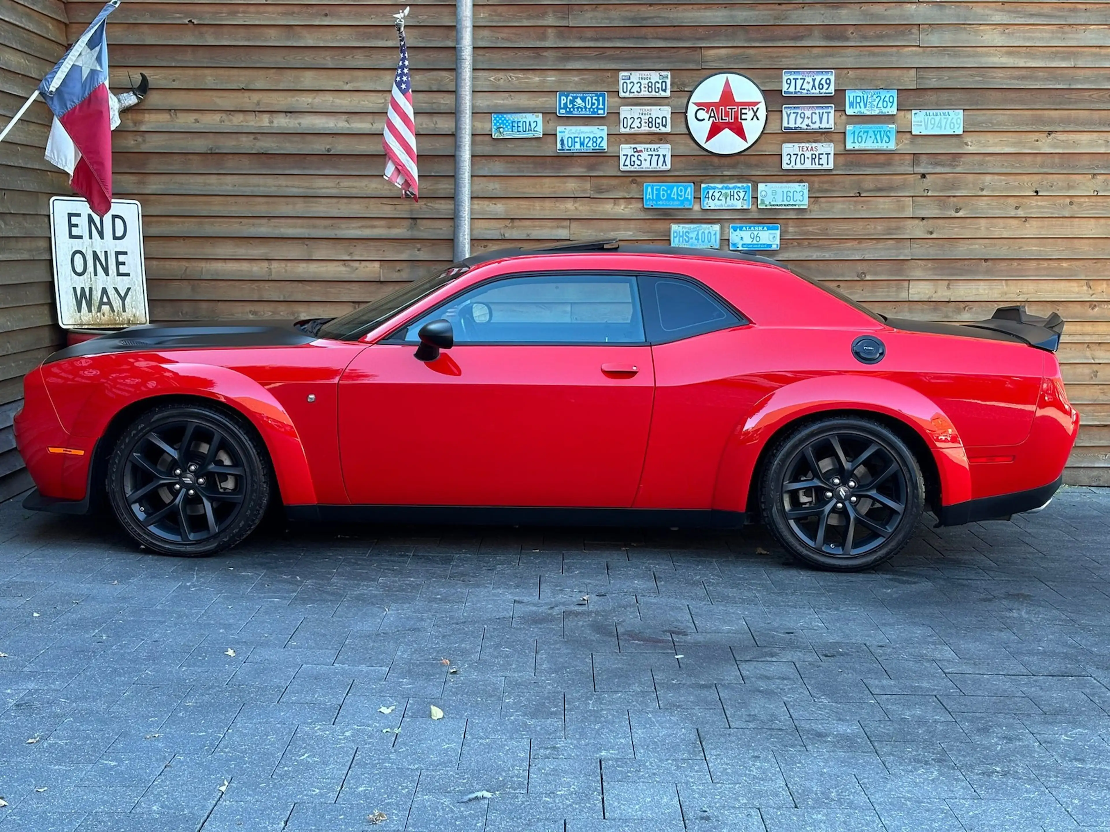 Dodge Challenger 5,7L V8 R/T SZH Widebody LED Schiebed — photo 11