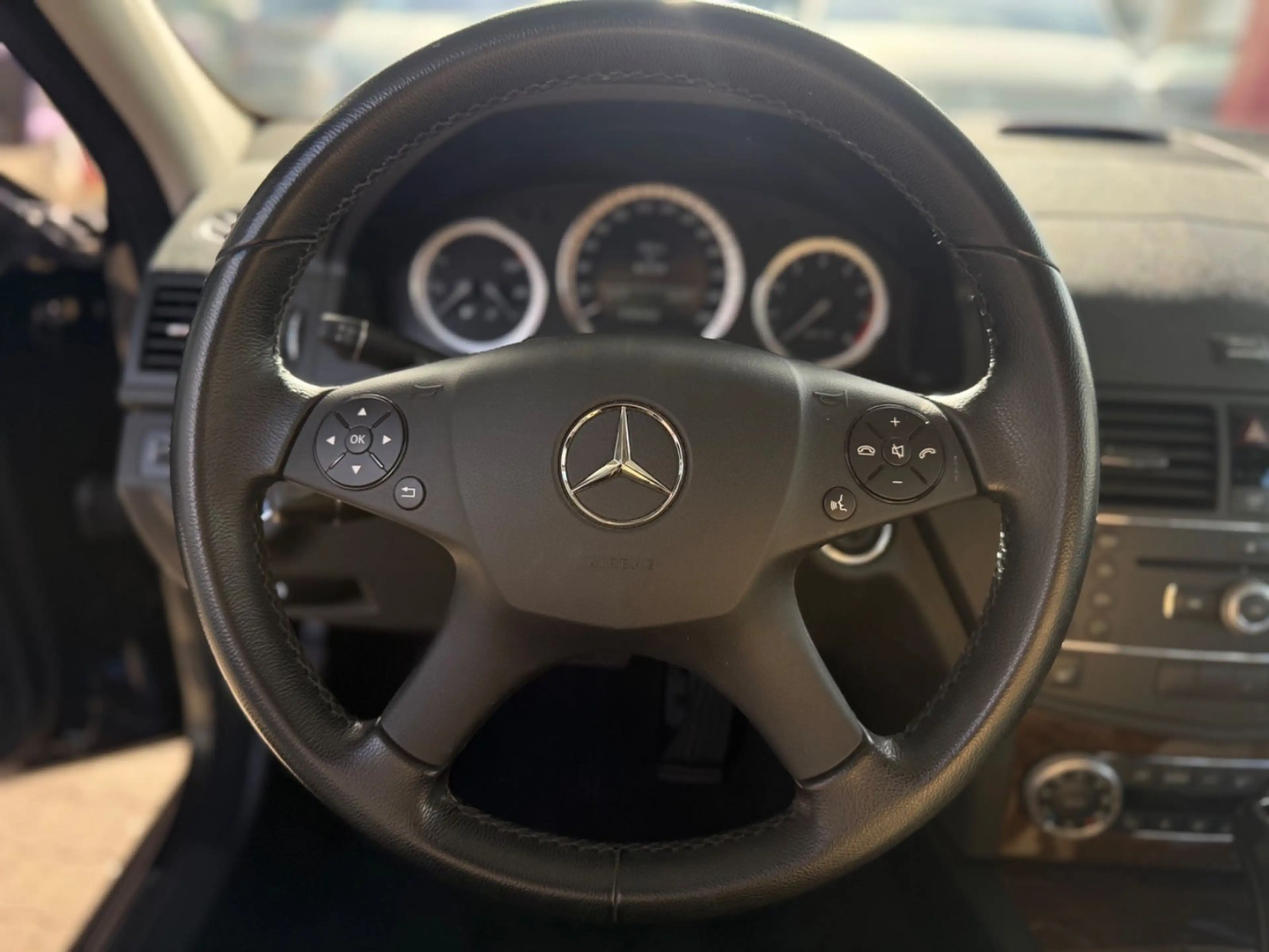 Mercedes-Benz C 180 T Kompressor BlueEfficiency Aut. NAVI/SHZ — photo 10