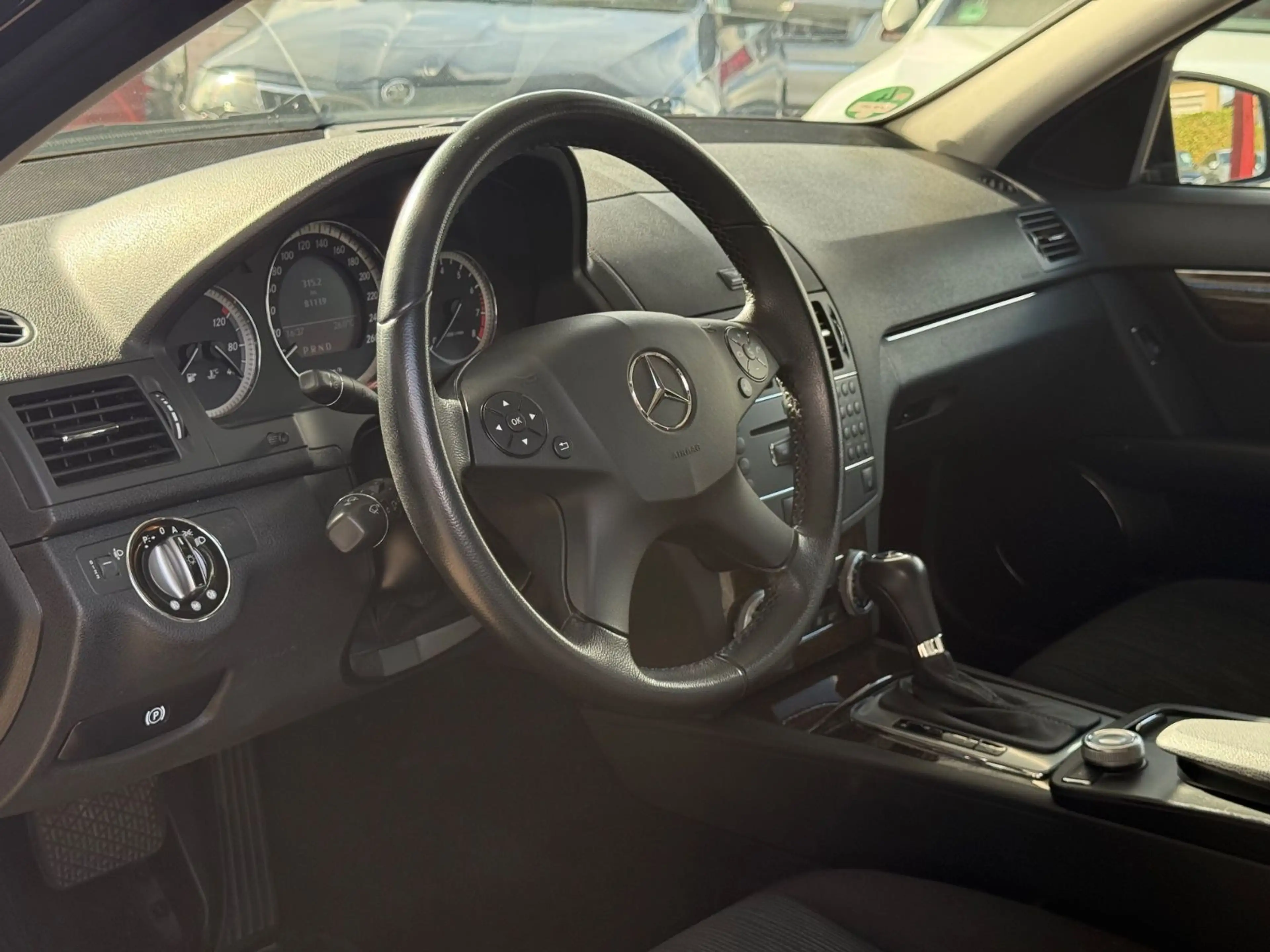 Mercedes-Benz C 180 T Kompressor BlueEfficiency Aut. NAVI/SHZ — photo 9