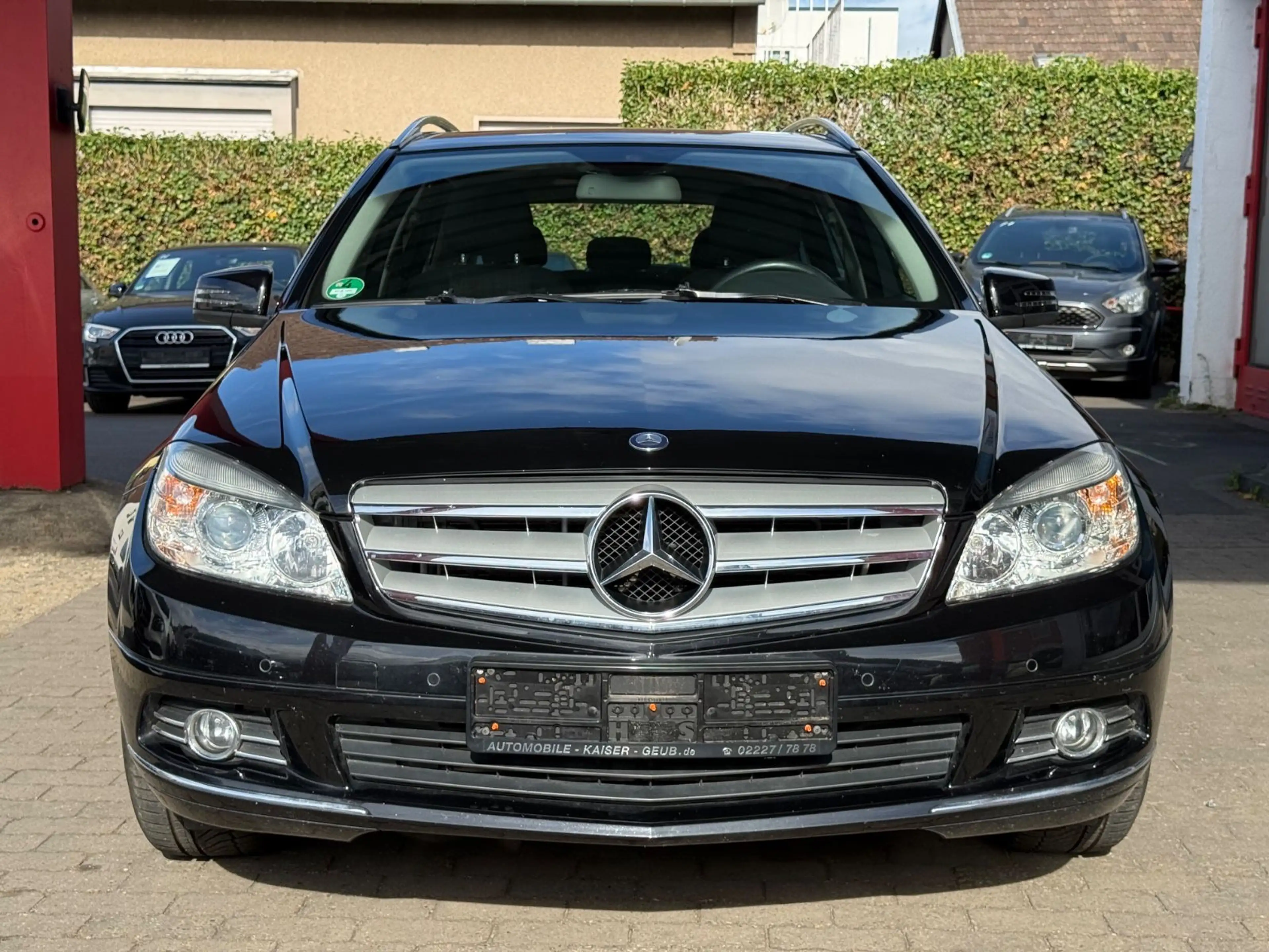 Mercedes-Benz C 180 T Kompressor BlueEfficiency Aut. NAVI/SHZ — photo 2