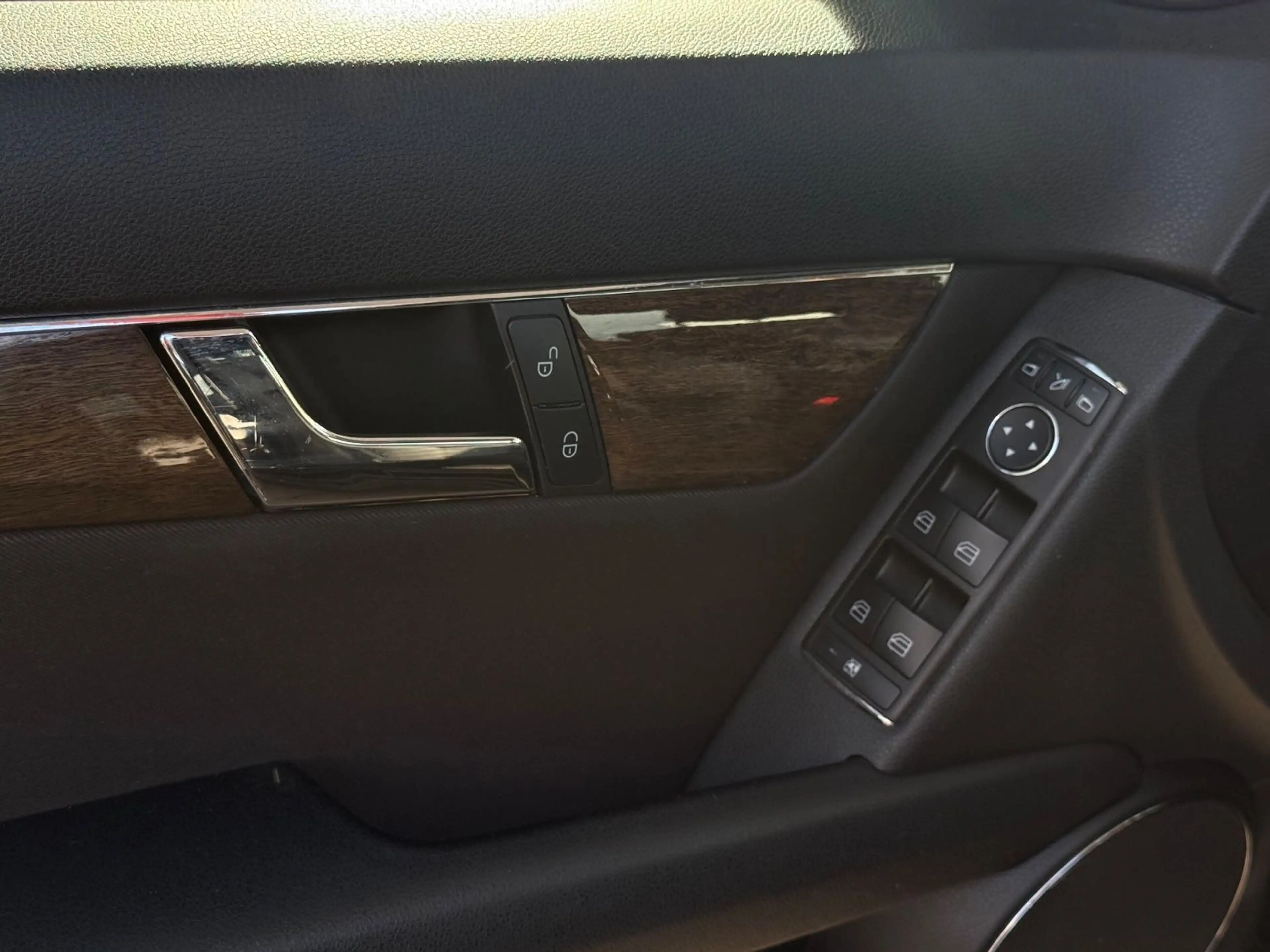 Mercedes-Benz C 180 T Kompressor BlueEfficiency Aut. NAVI/SHZ — photo 11