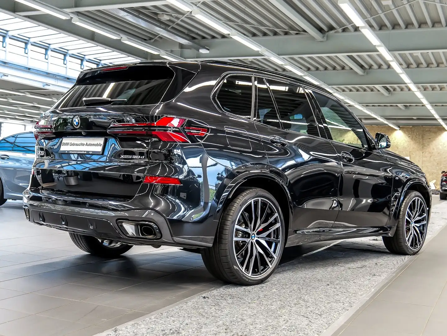 BMW X5 xDrive30d M Sport PANO ACC RFK NAVI Standh. Schwarz - 2