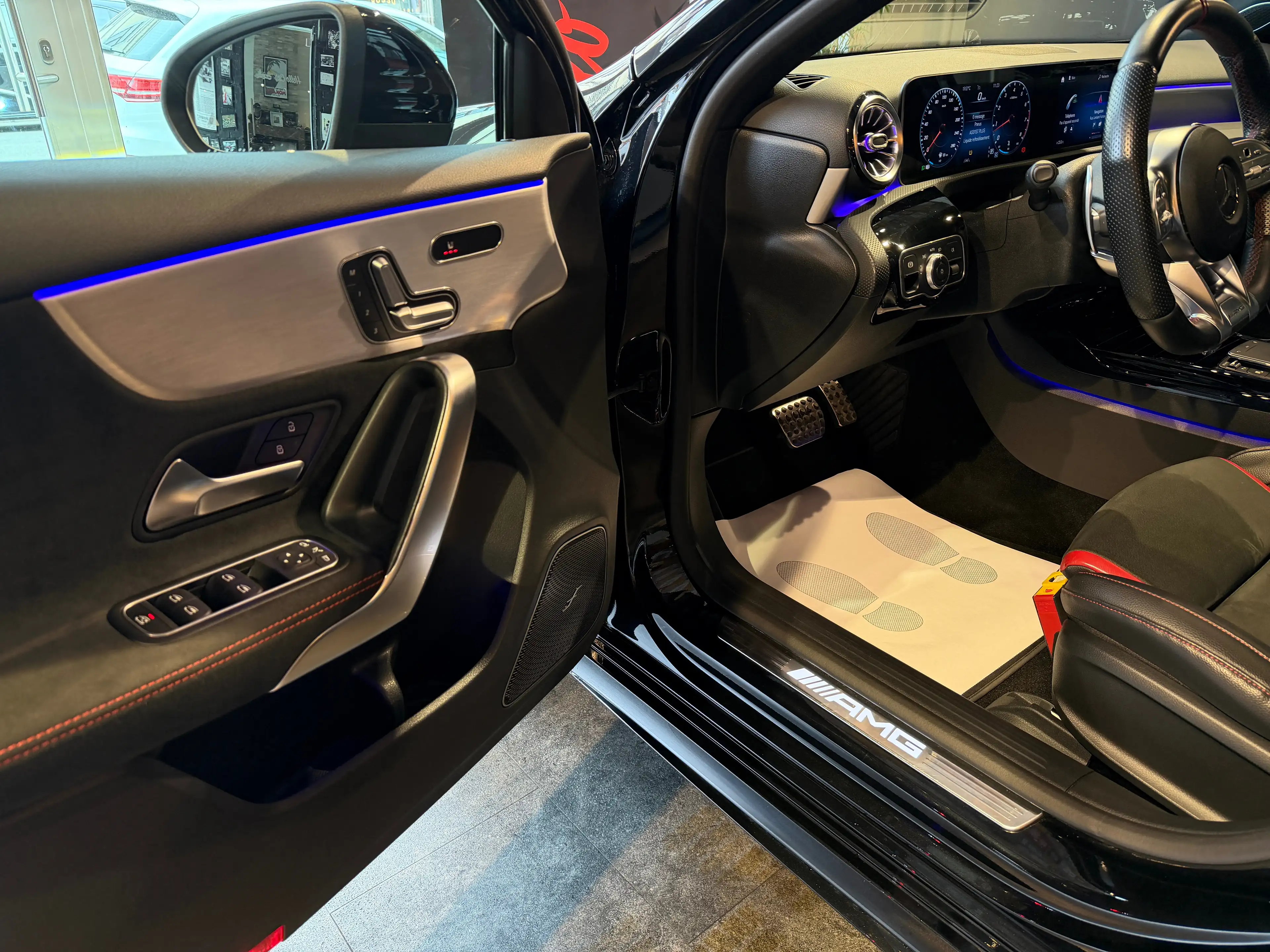 Mercedes-Benz A 35 AMG A 35 AMG 4-Matic * FULL * PANO * CAM * CARNET FULL — photo 13