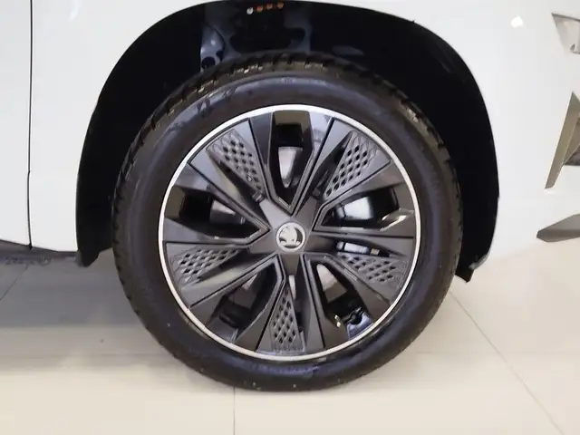 Skoda Karoq view 8