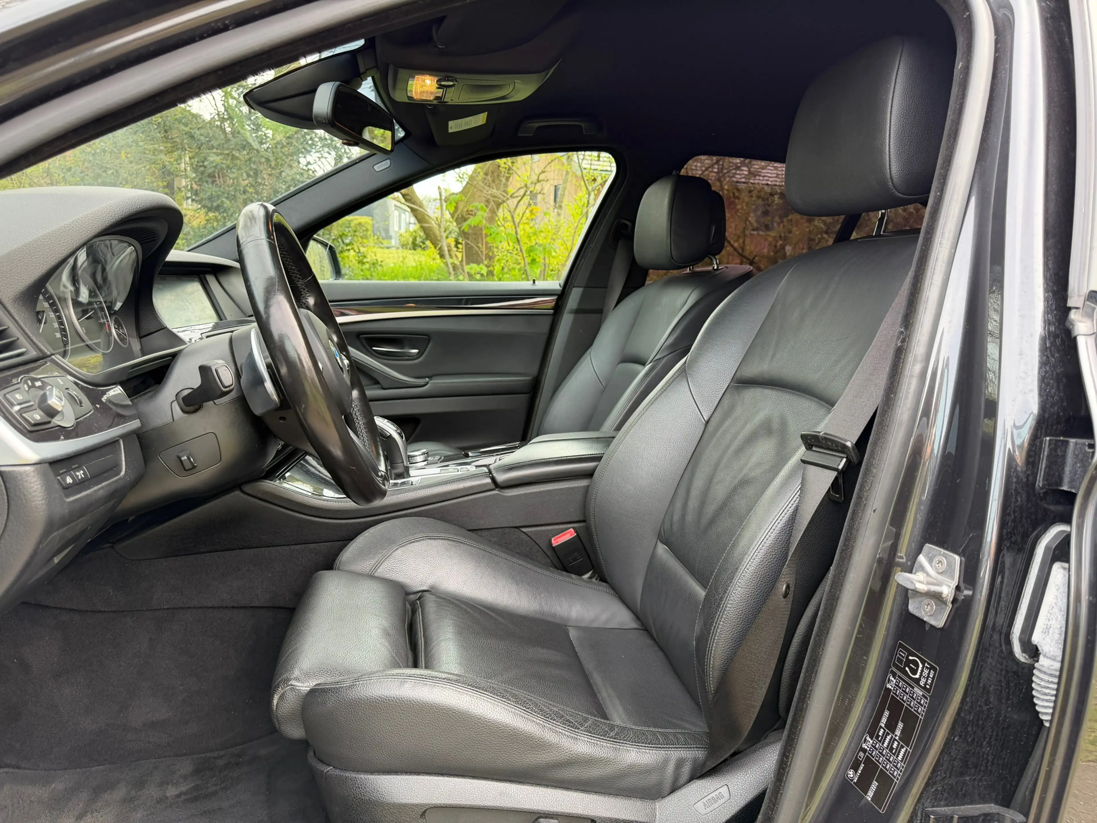 BMW 550 5-serie 550i Executive | 500PK | Eisenmann Uitlaat — photo 13