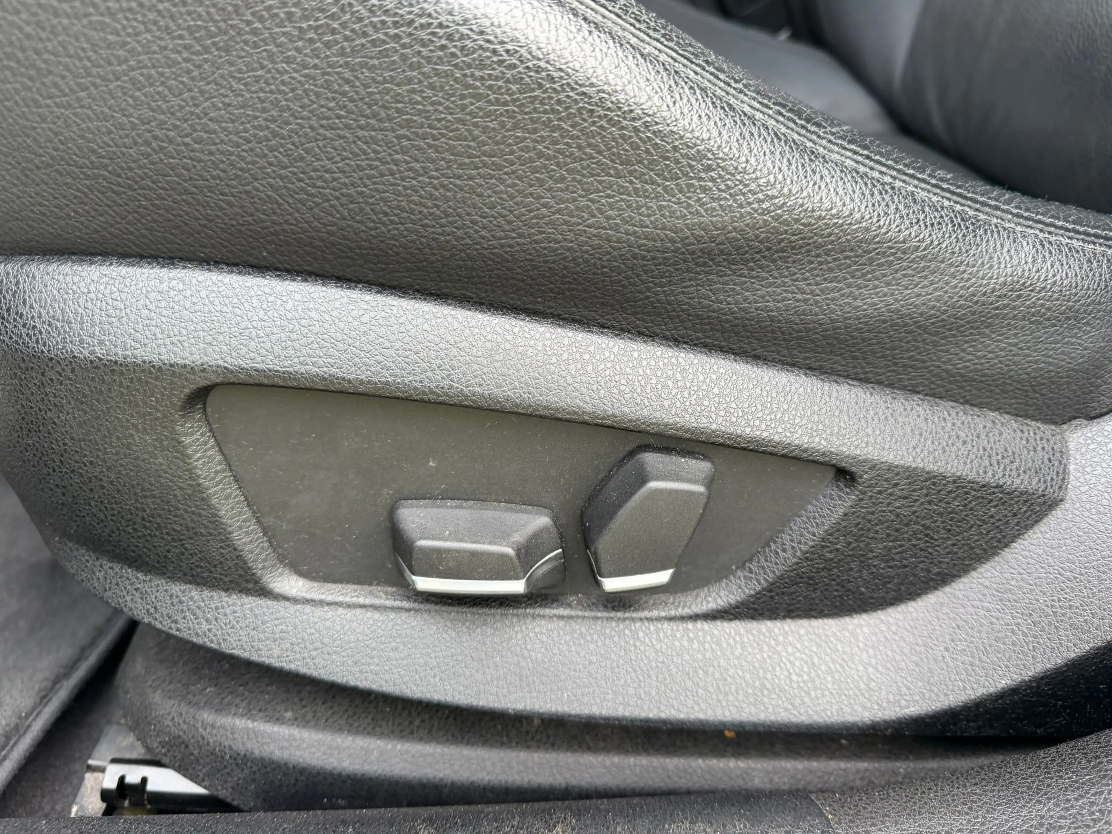 BMW 550 5-serie 550i Executive | 500PK | Eisenmann Uitlaat — photo 15