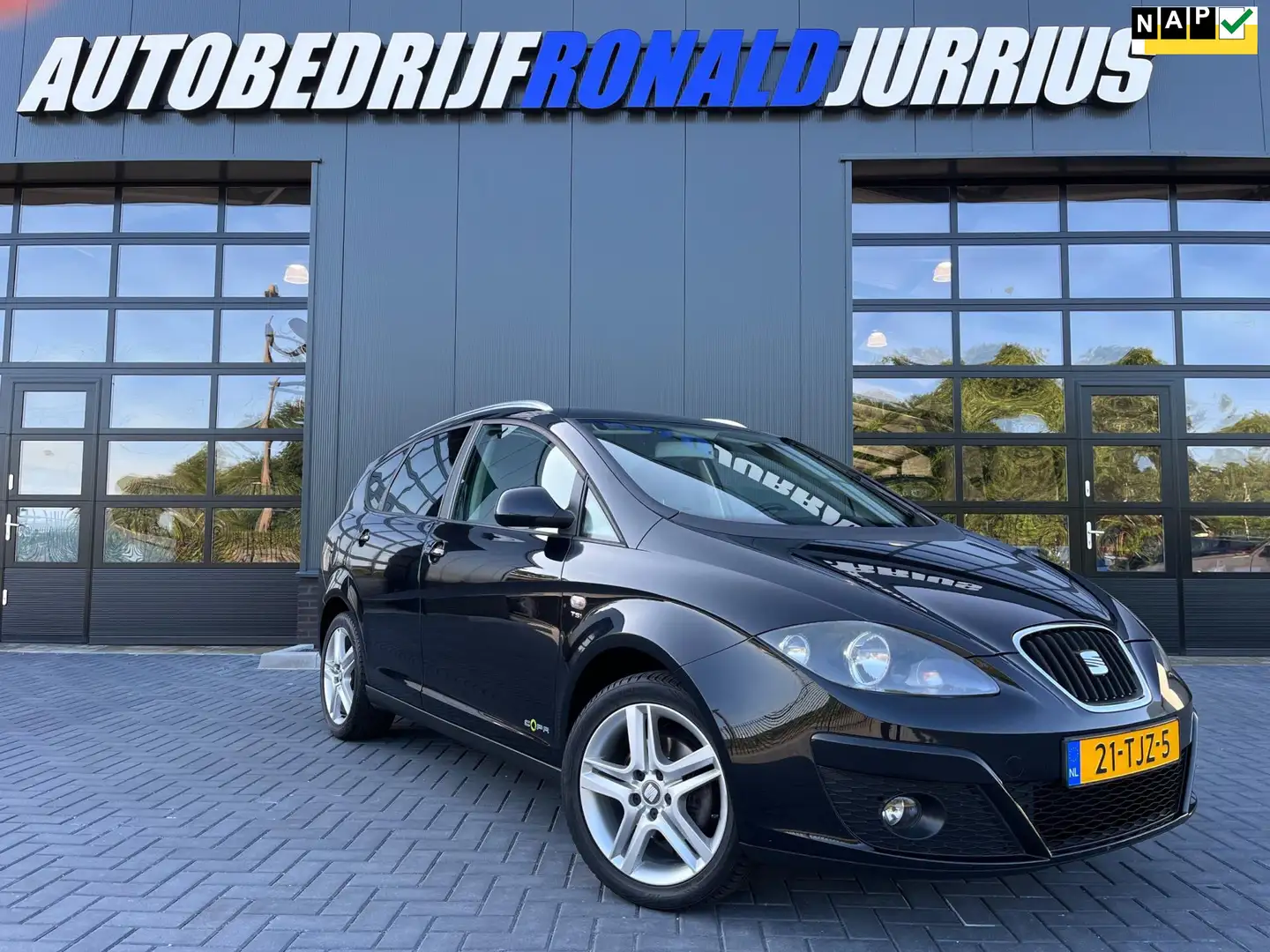 SEAT Altea XL 1.2 TSI Ecomotive COPA NL.Auto/Navi/Clima/Cruise/L Zwart - 1