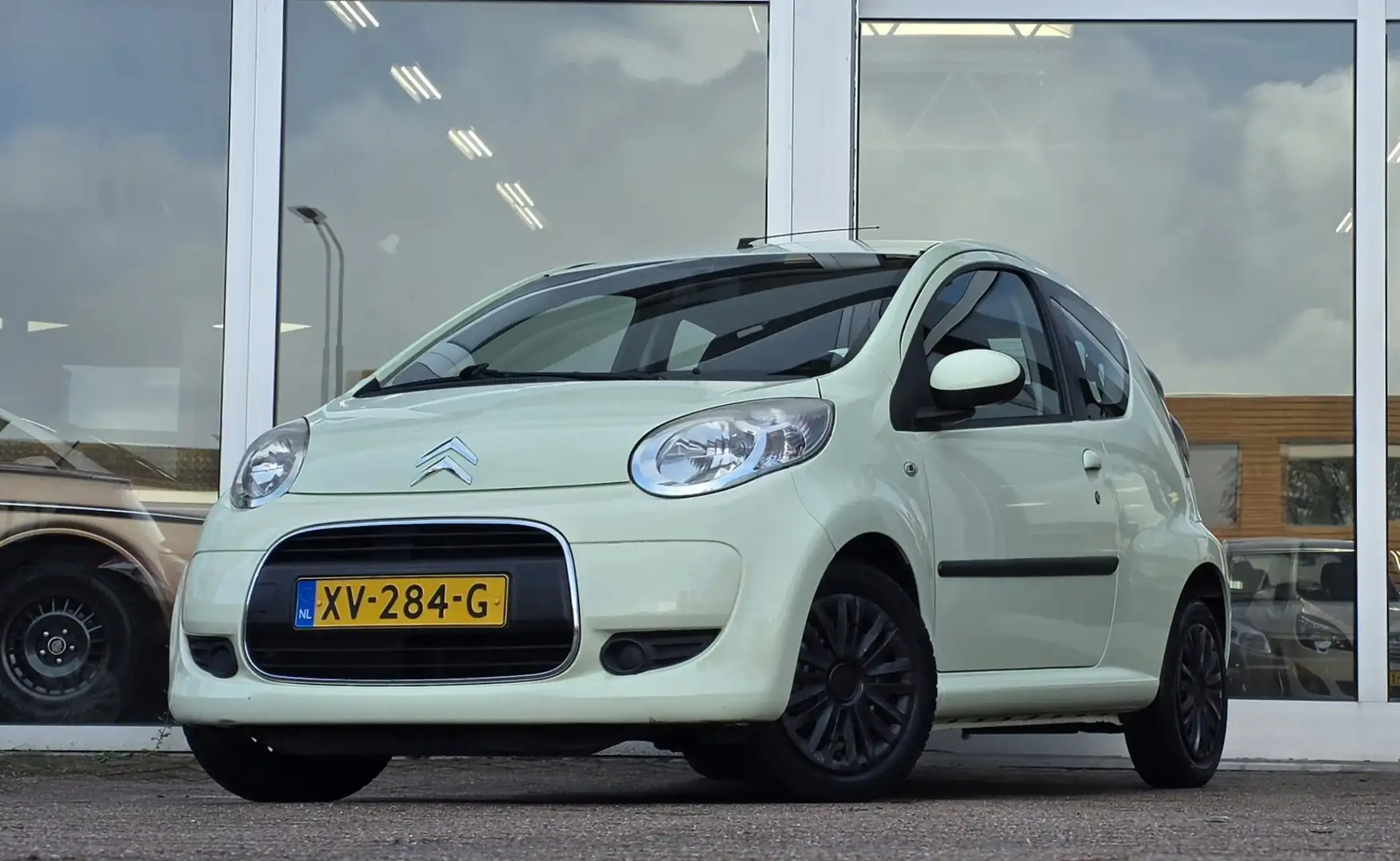 Citroen C1 1.0i12V Ambiance Automaat Airco Elke. pakket Nieuw Geel - 1