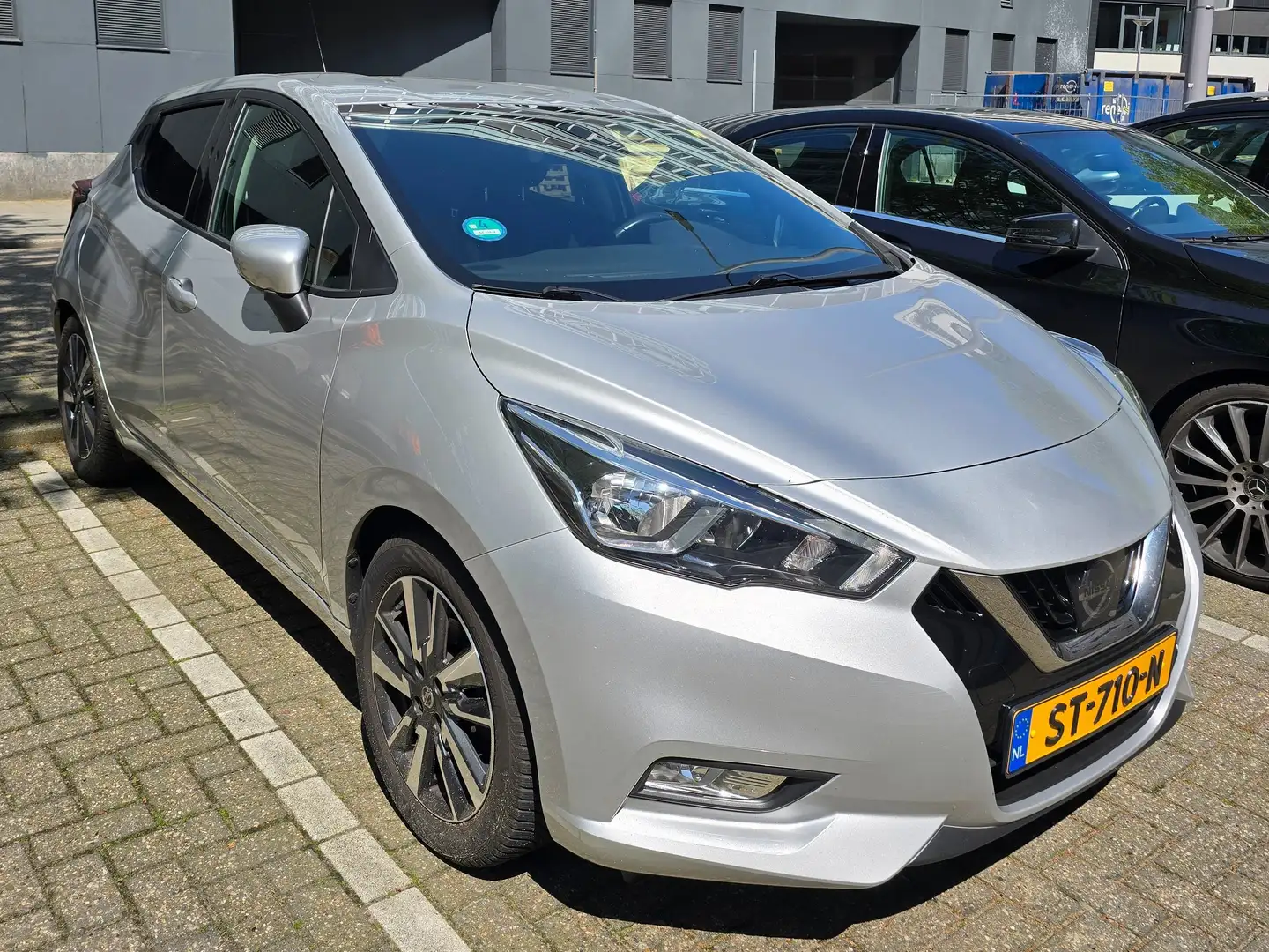 Nissan Micra Micra 0.9 IG-T N-Connecta Zilver - 1