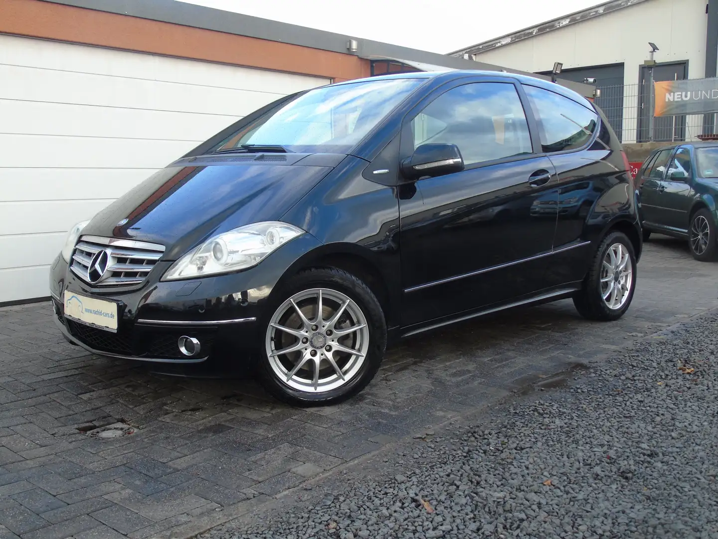 Mercedes-Benz A 200 A 200 CDI*BREMSEN+ÖL+ALLWETTERREIFEN=NEU*XENON Schwarz - 1