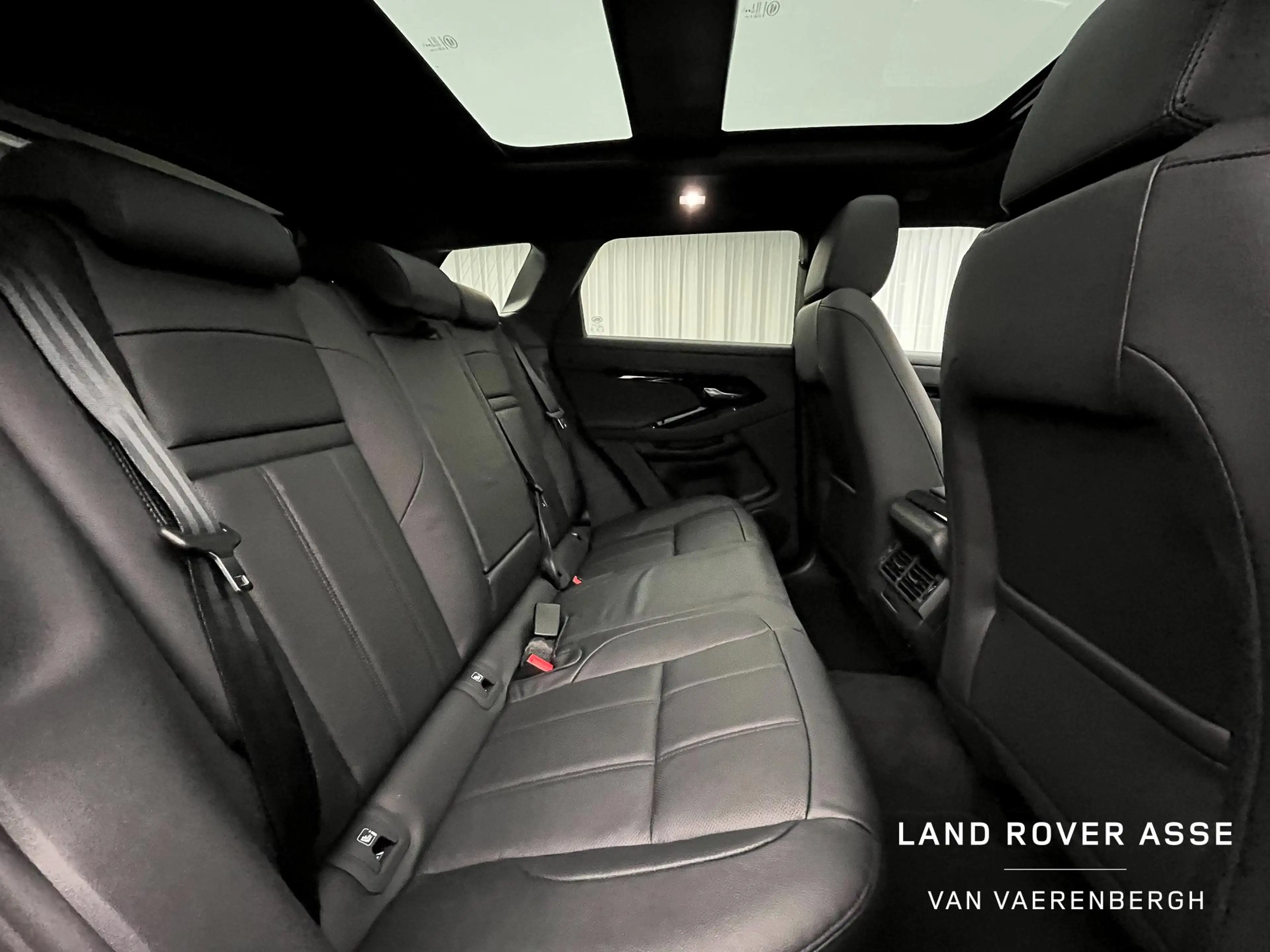 Land Rover Range Rover Evoque P300e S AWD DIRECTIEWAGEN — photo 4