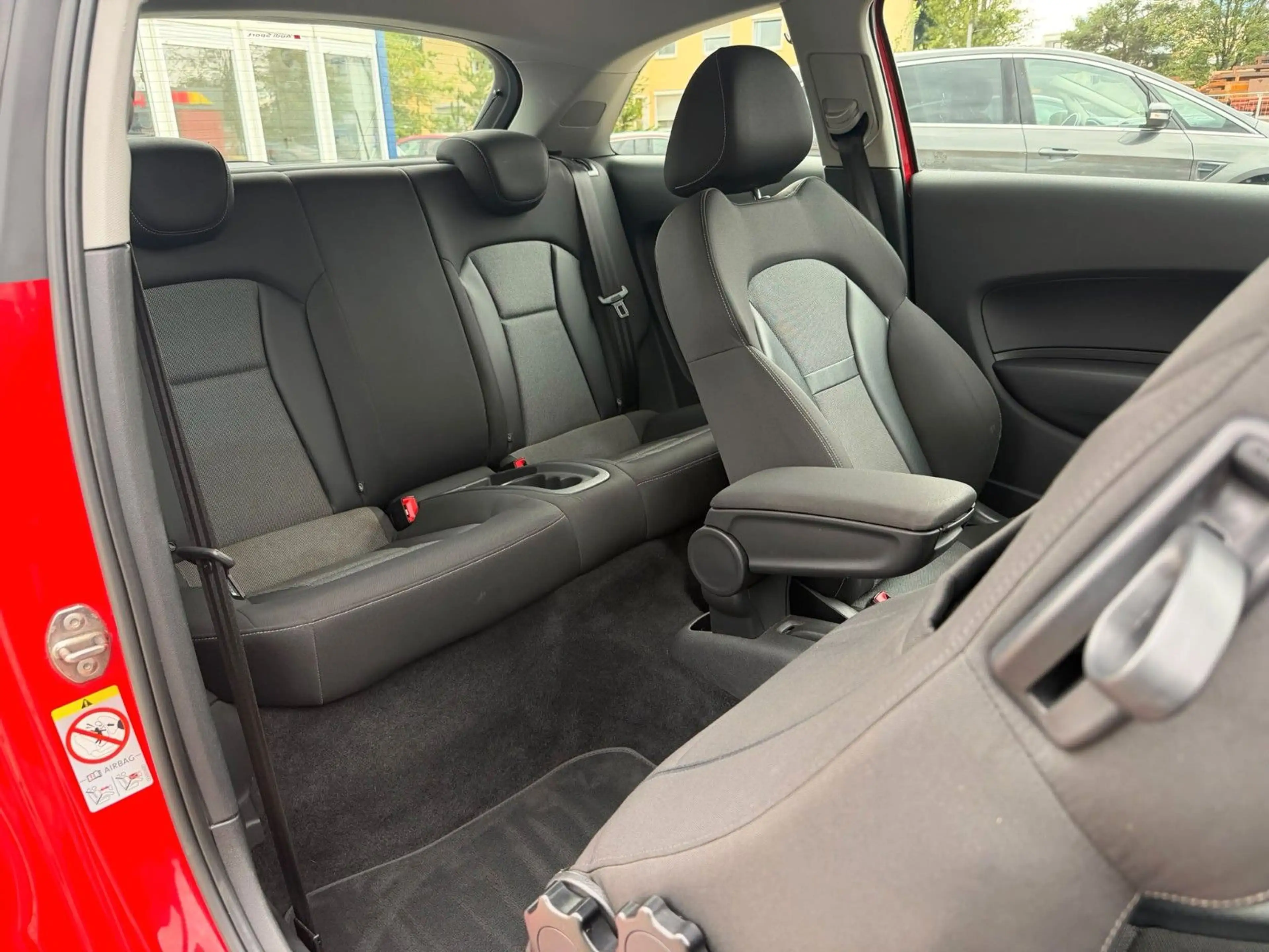 Audi A1 ambition 1.4l — photo 14