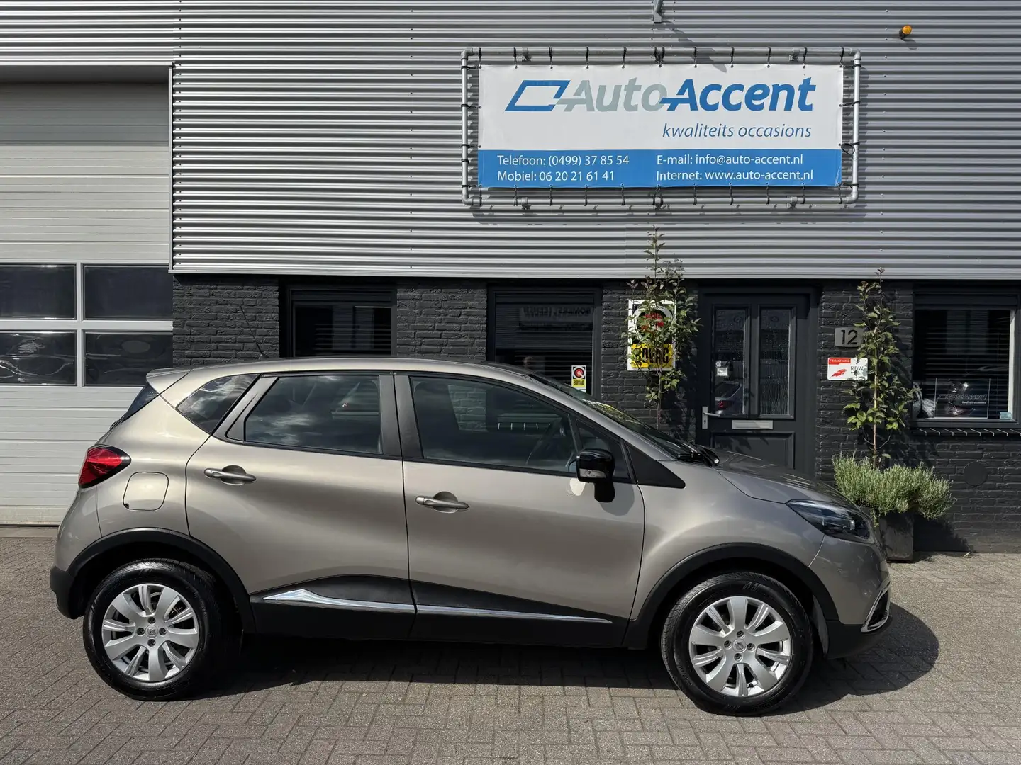 Renault Captur 0.9 TCe Expression Navi/Klima/42dkm... Bruin - 2