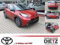 Toyota Aygo X 1.0 VVT-i Teamplayer (EURO 6e) 1.0 VVT-i EU6e Team Rood - thumbnail 1